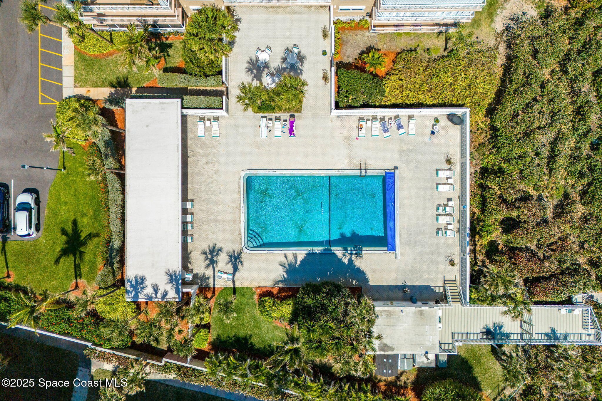 877 N Highway A1a, 1106