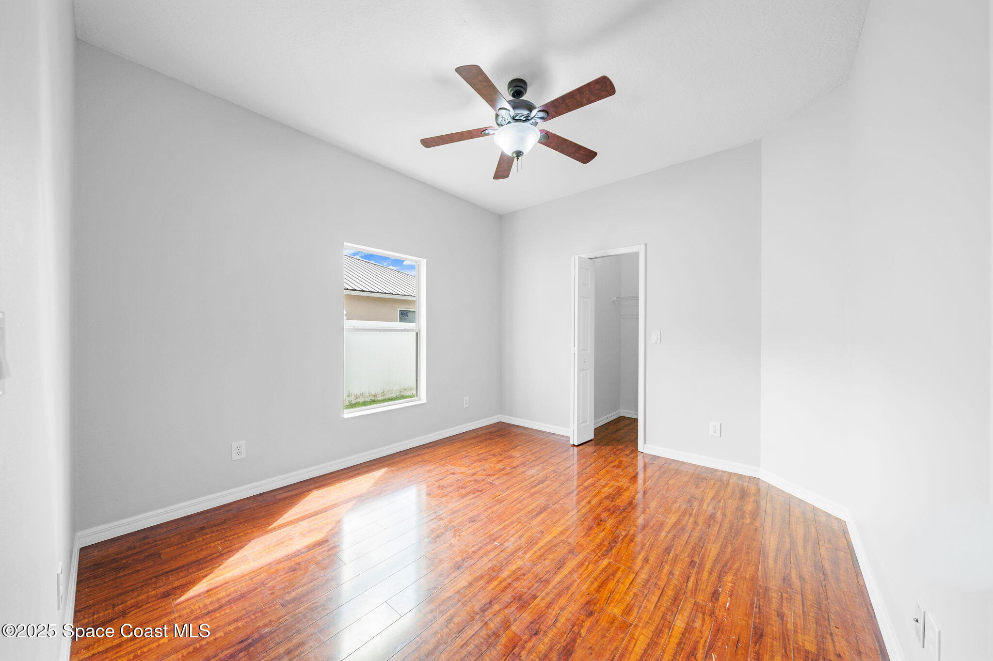 459 Calamondin Avenue NW