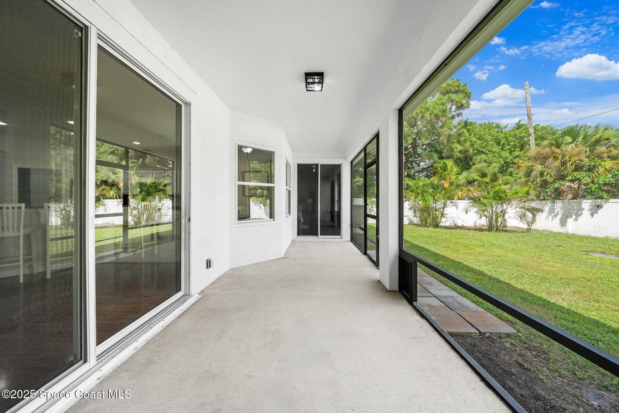 459 Calamondin Avenue NW