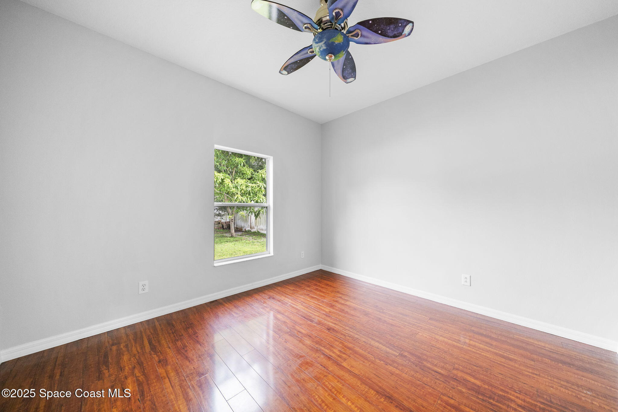 459 Calamondin Avenue NW