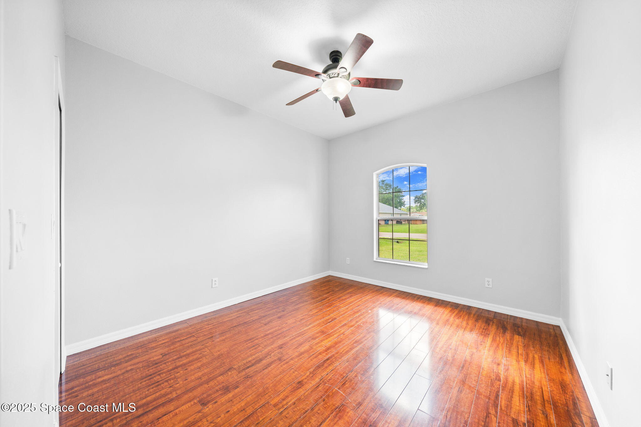459 Calamondin Avenue NW