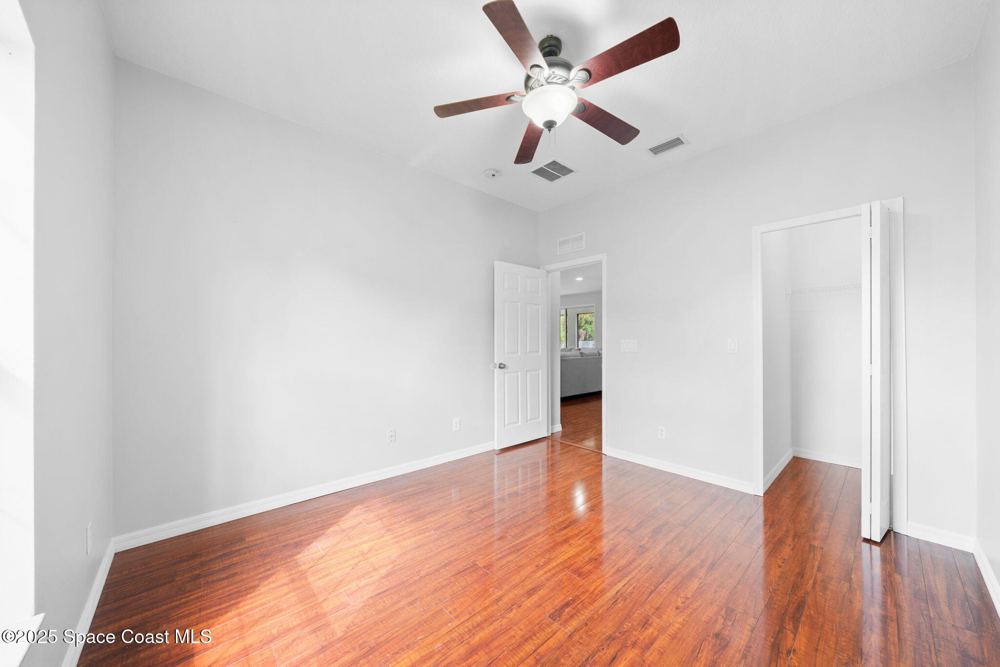 459 Calamondin Avenue NW