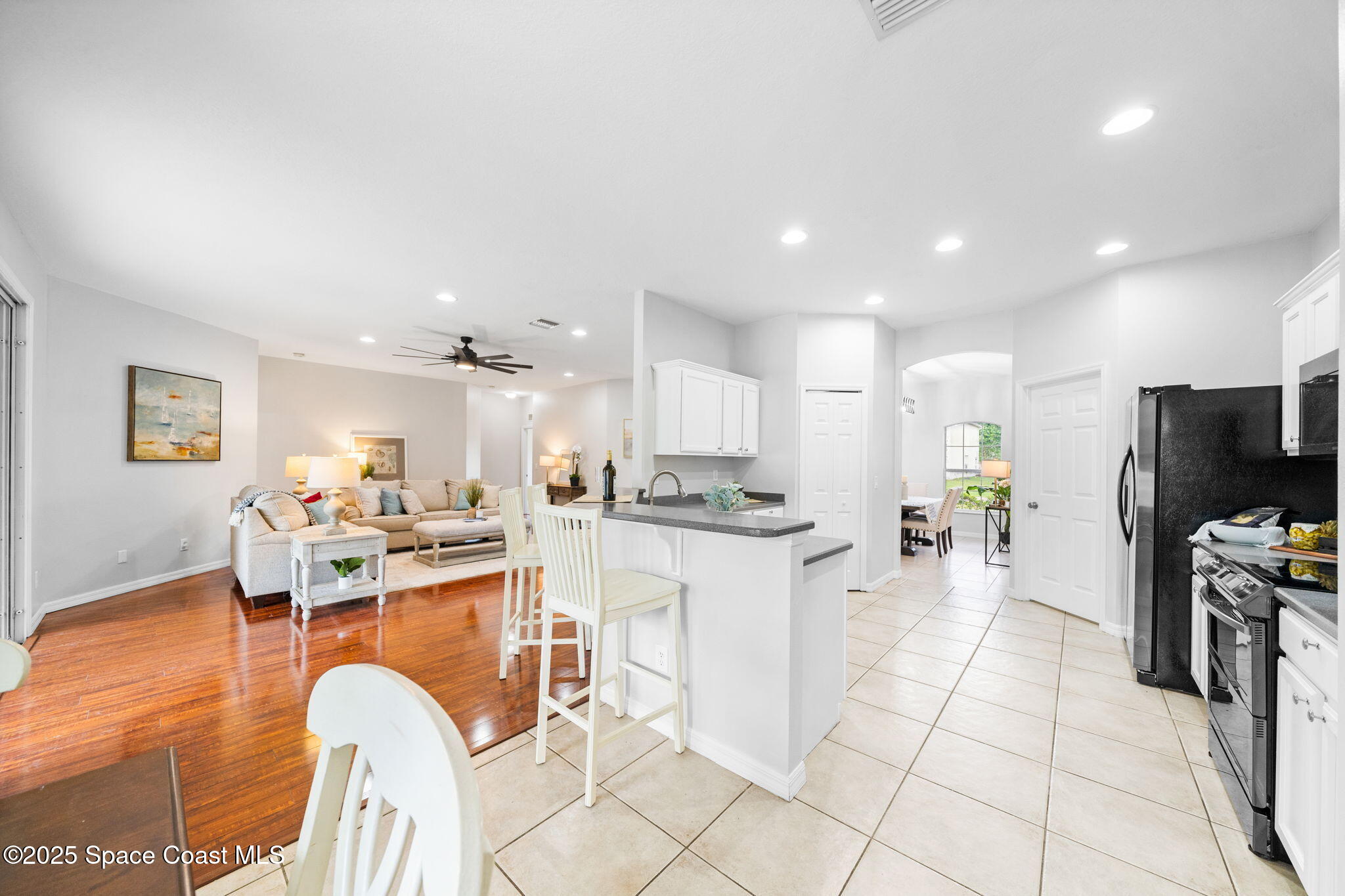 459 Calamondin Avenue NW