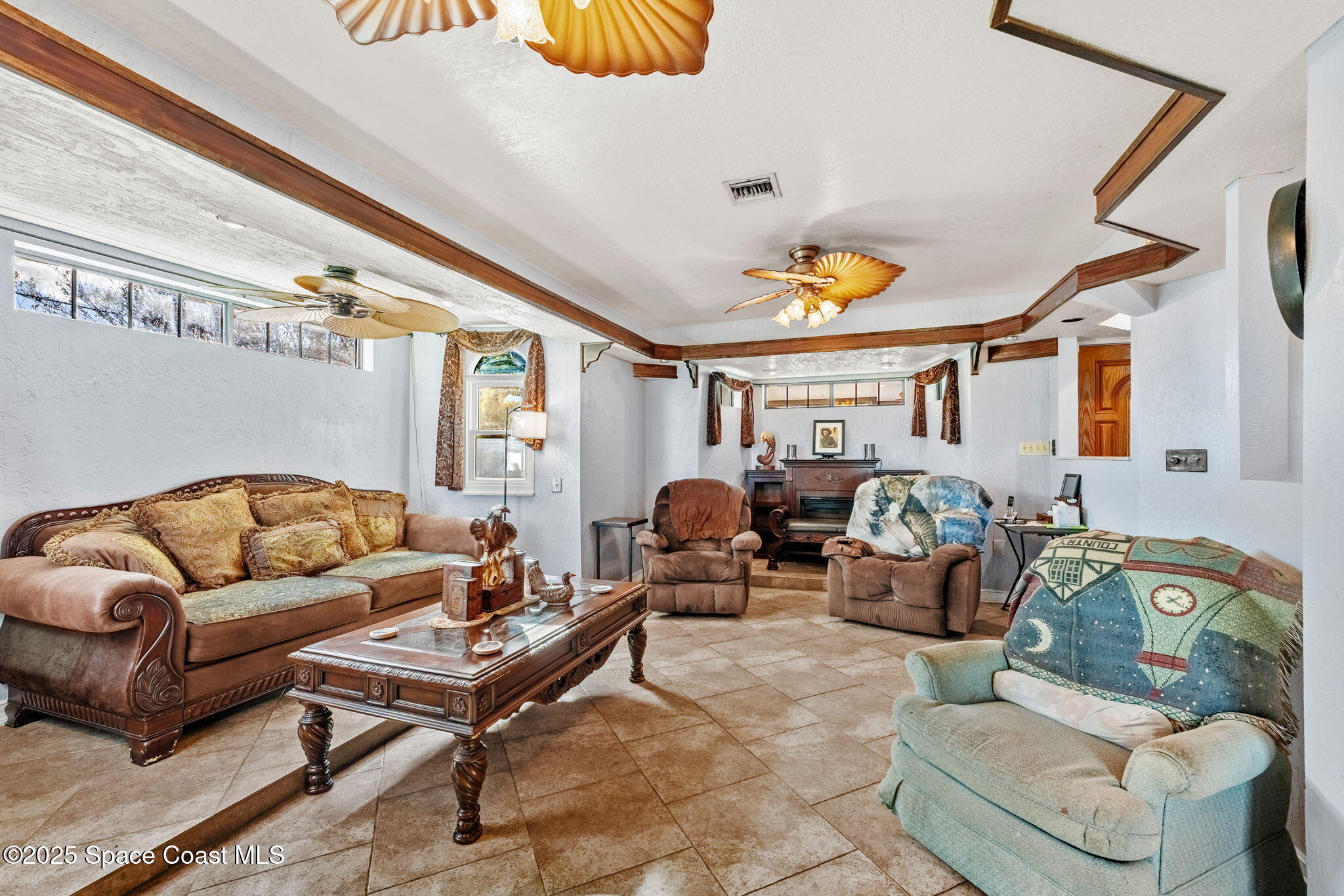 658 Binney Street NE