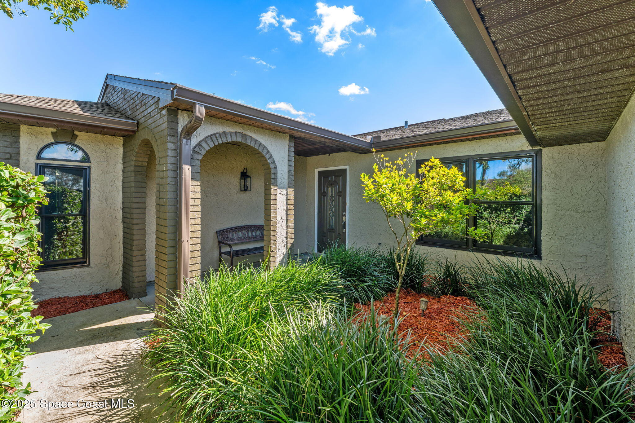 658 Binney Street NE