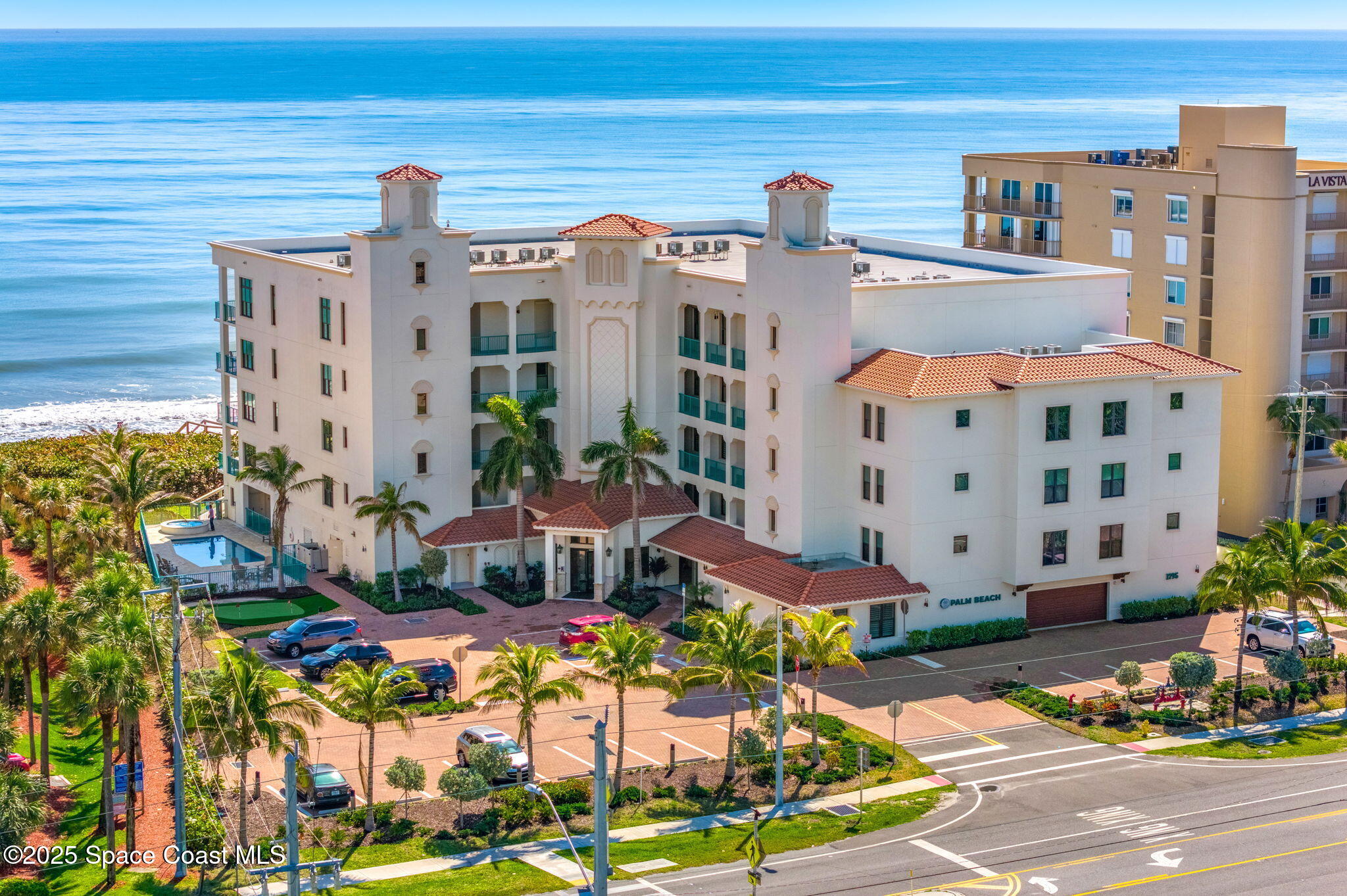 1795 N Highway A1a, 401