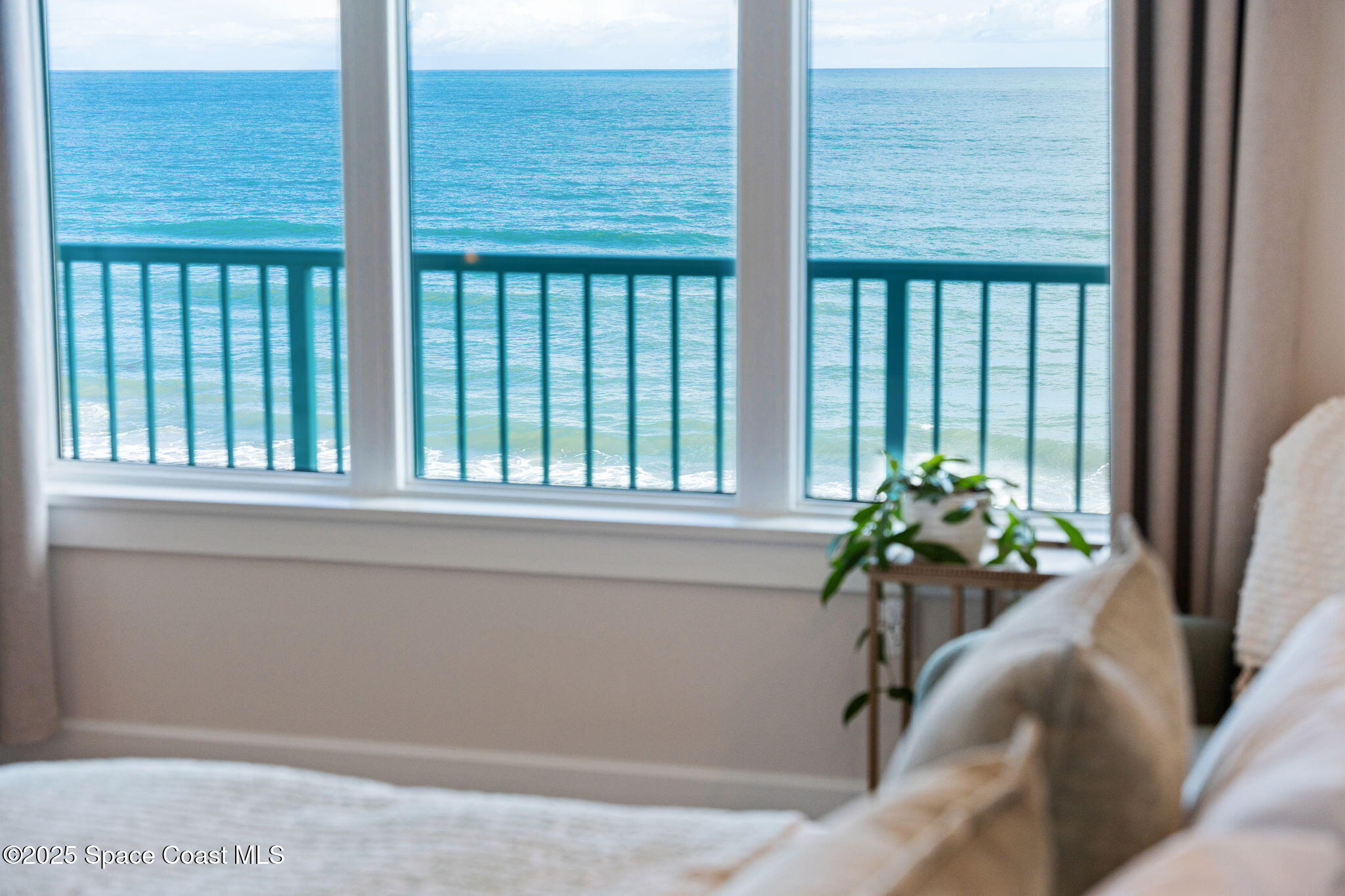 1795 N Highway A1a, 401