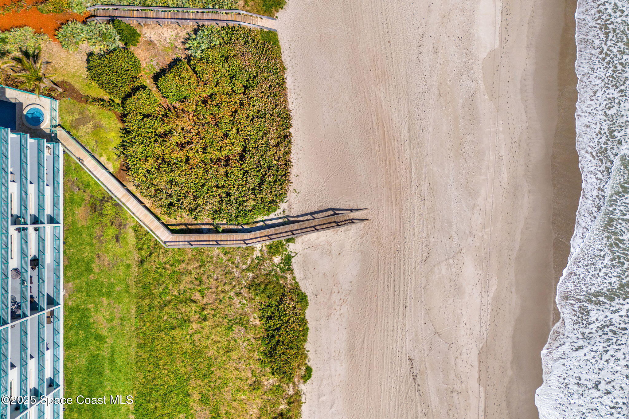 1795 N Highway A1a, 401