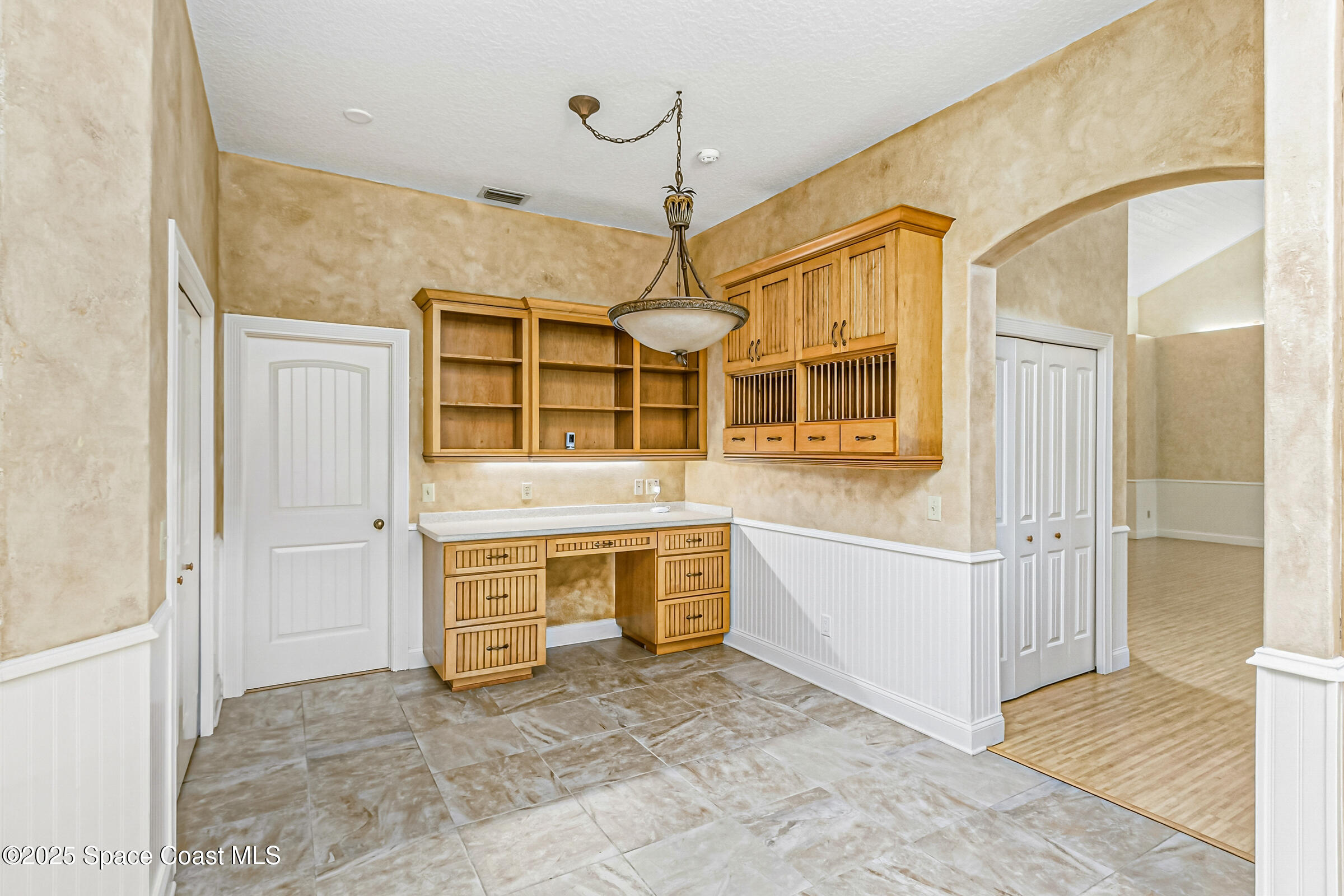 5430 Amy Way