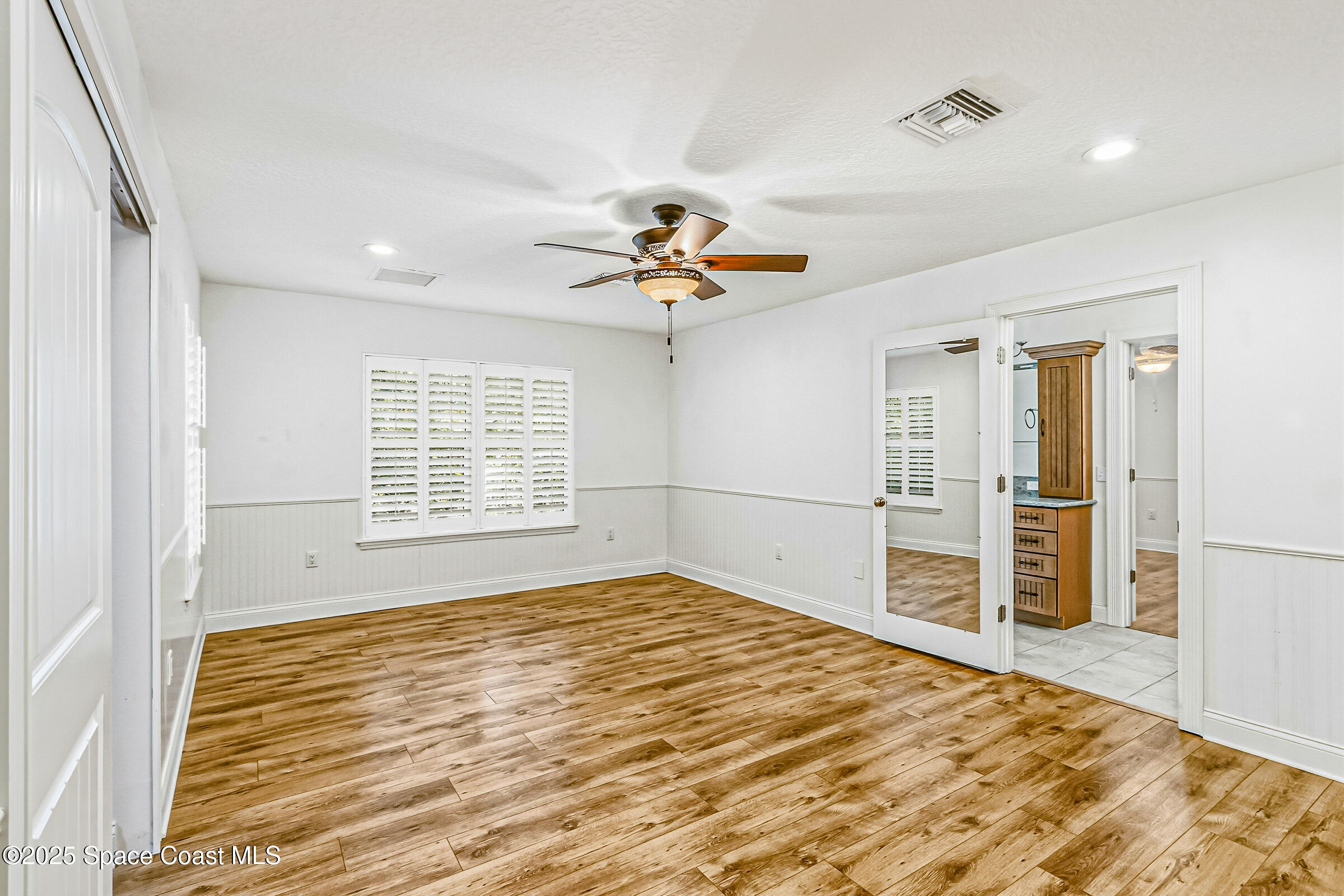 5430 Amy Way