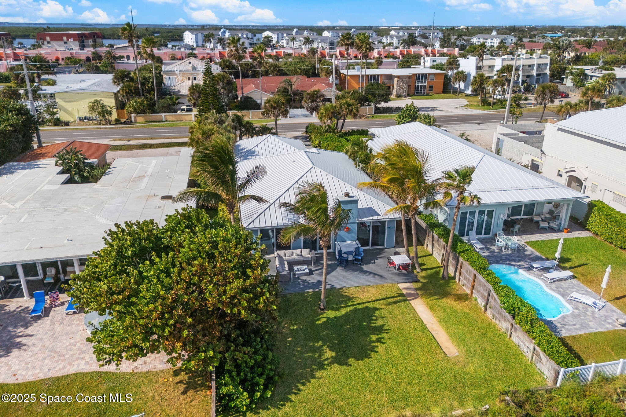 659 S Atlantic Avenue