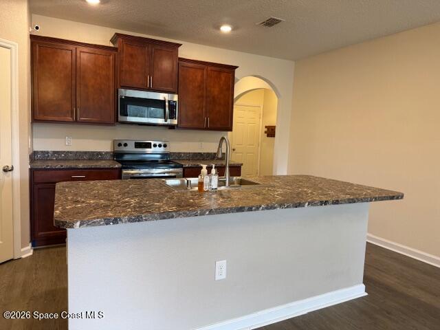 323 Moray Drive SW
