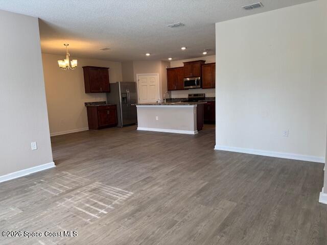 323 Moray Drive SW