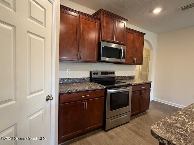 323 Moray Drive SW