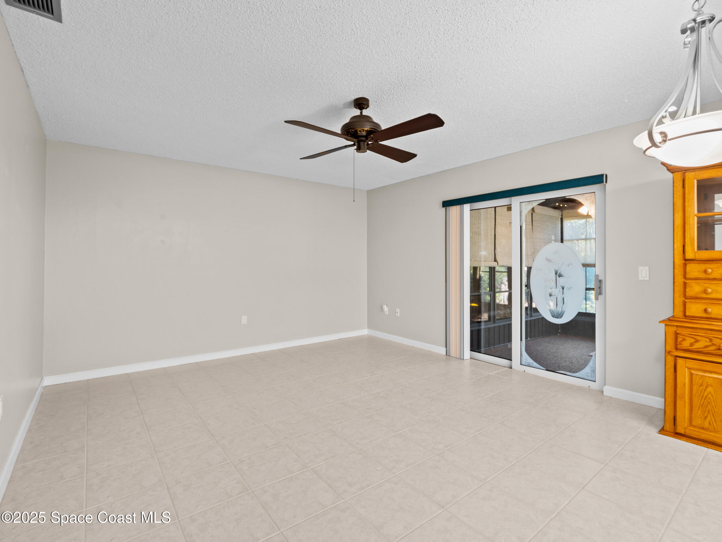360 Cassia Boulevard