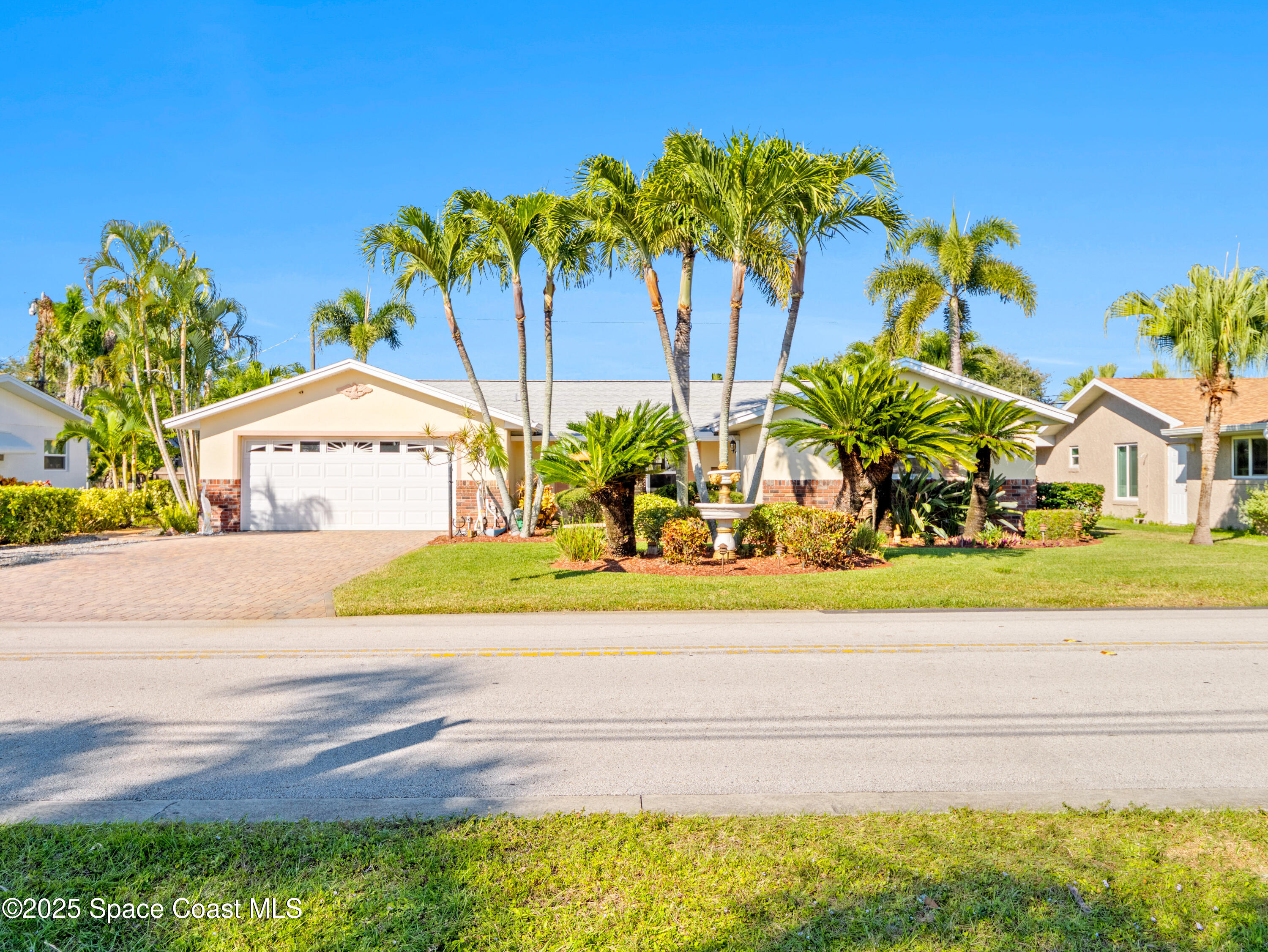 360 Cassia Boulevard