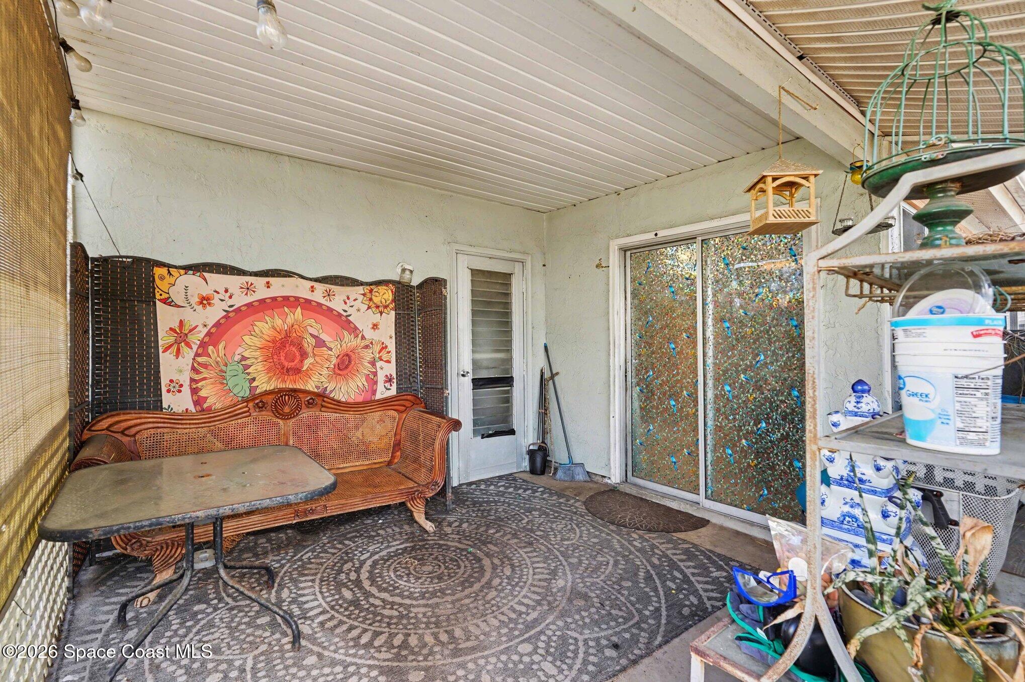 1076 Galty Circle NE