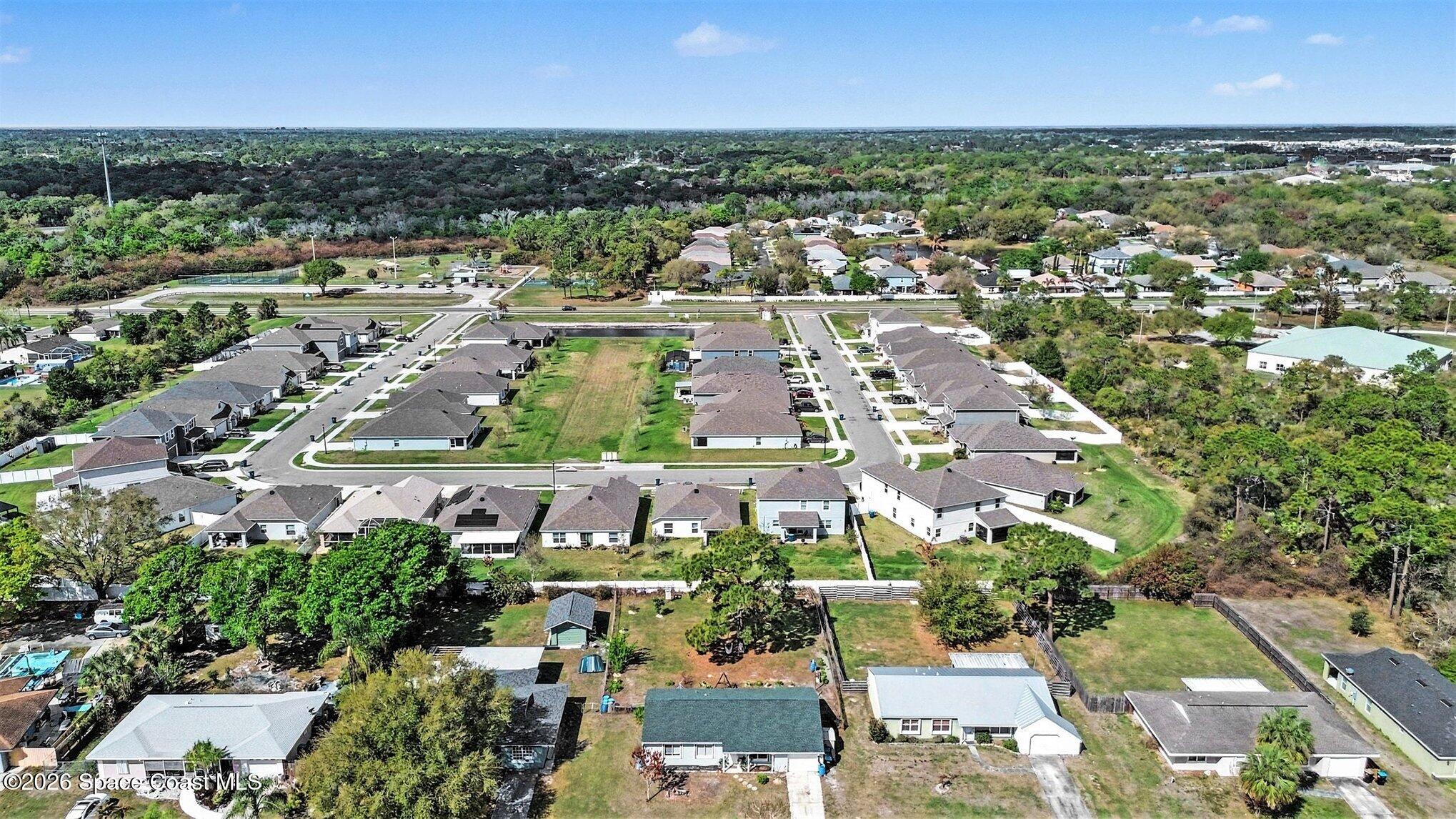 1076 Galty Circle NE