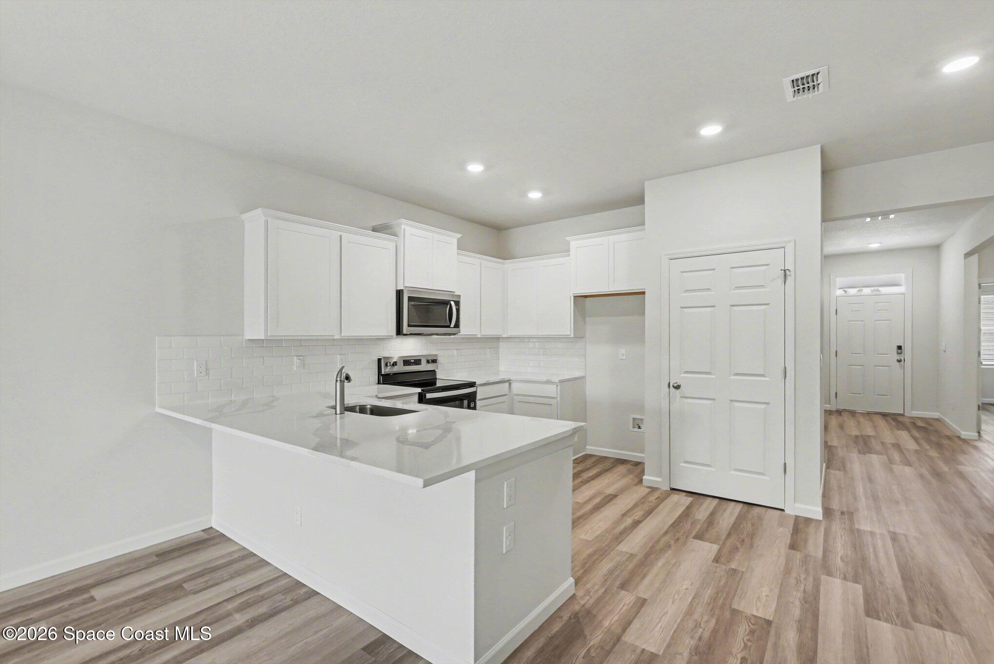 8995 Orchid Reserve Circle