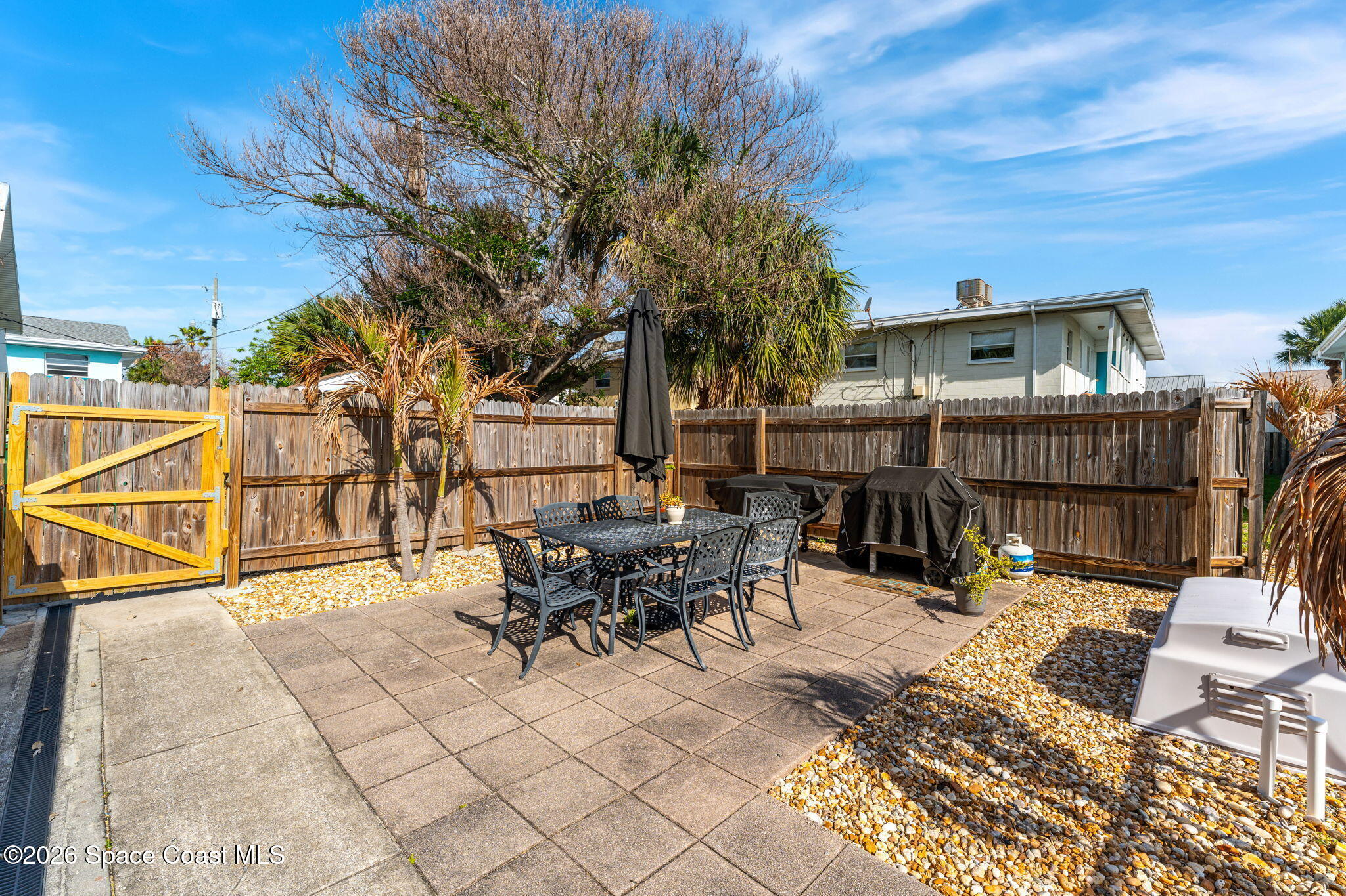 425 Harrison Avenue 1-2