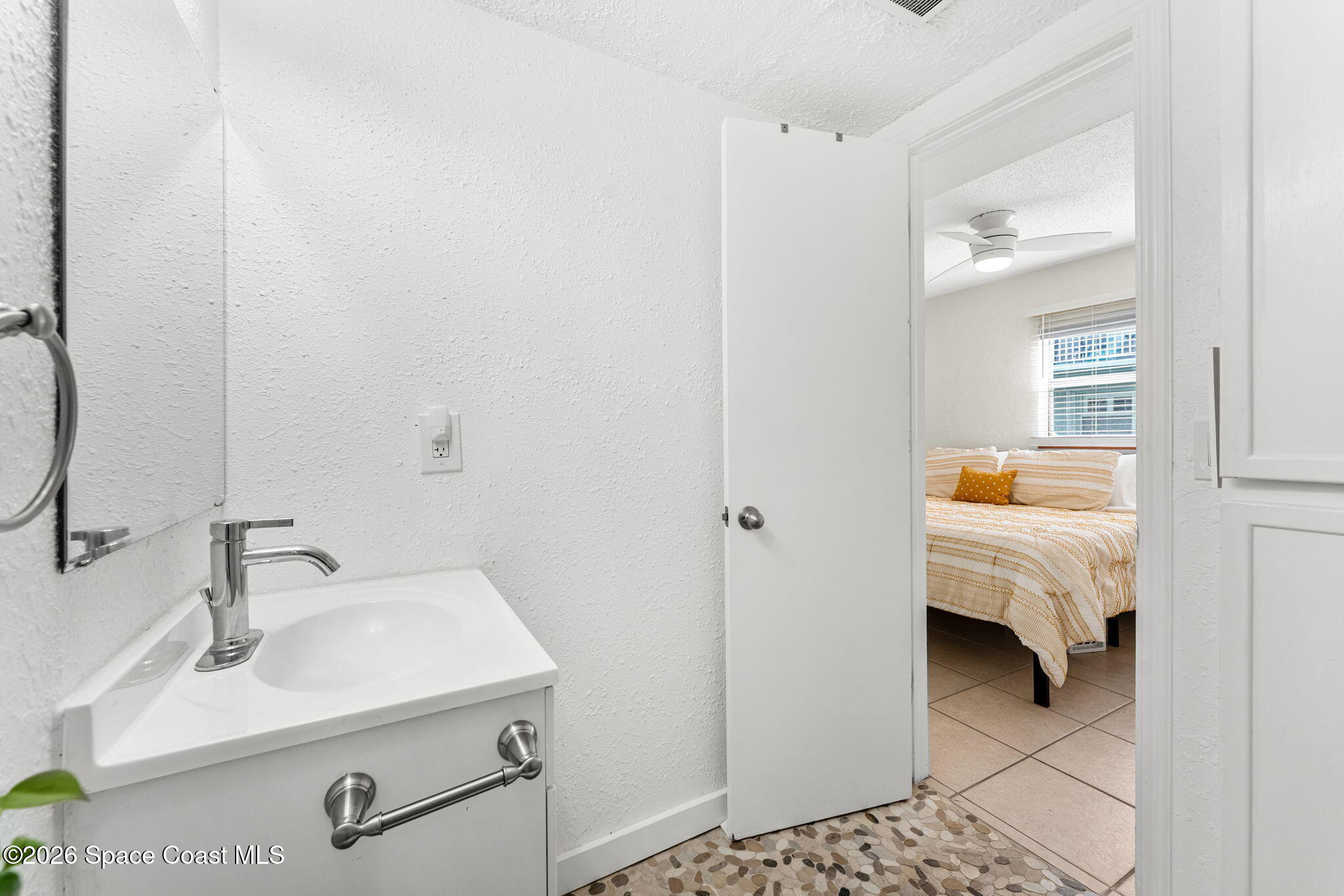 425 Harrison Avenue 1-2