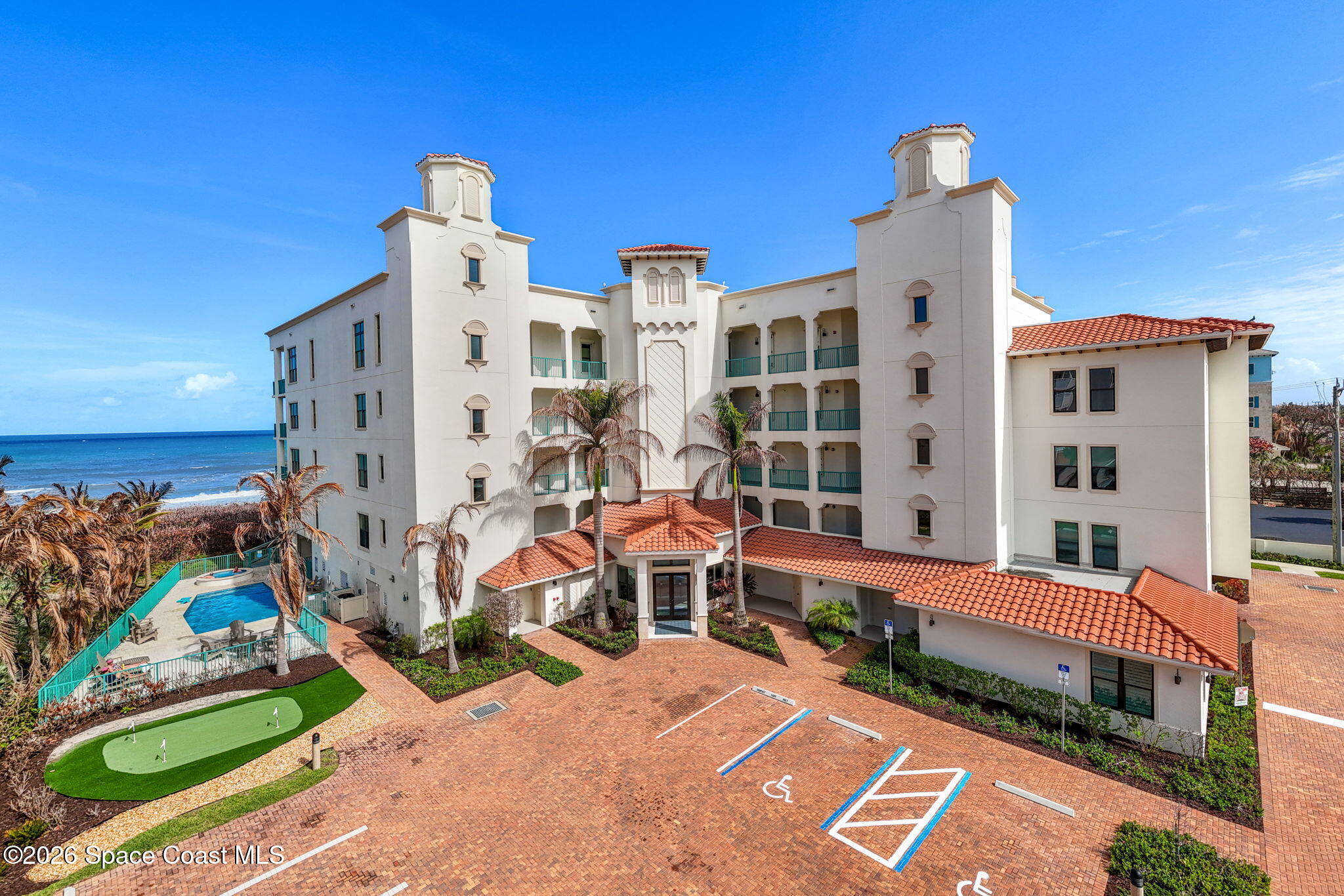 1795 N Highway A1a 204