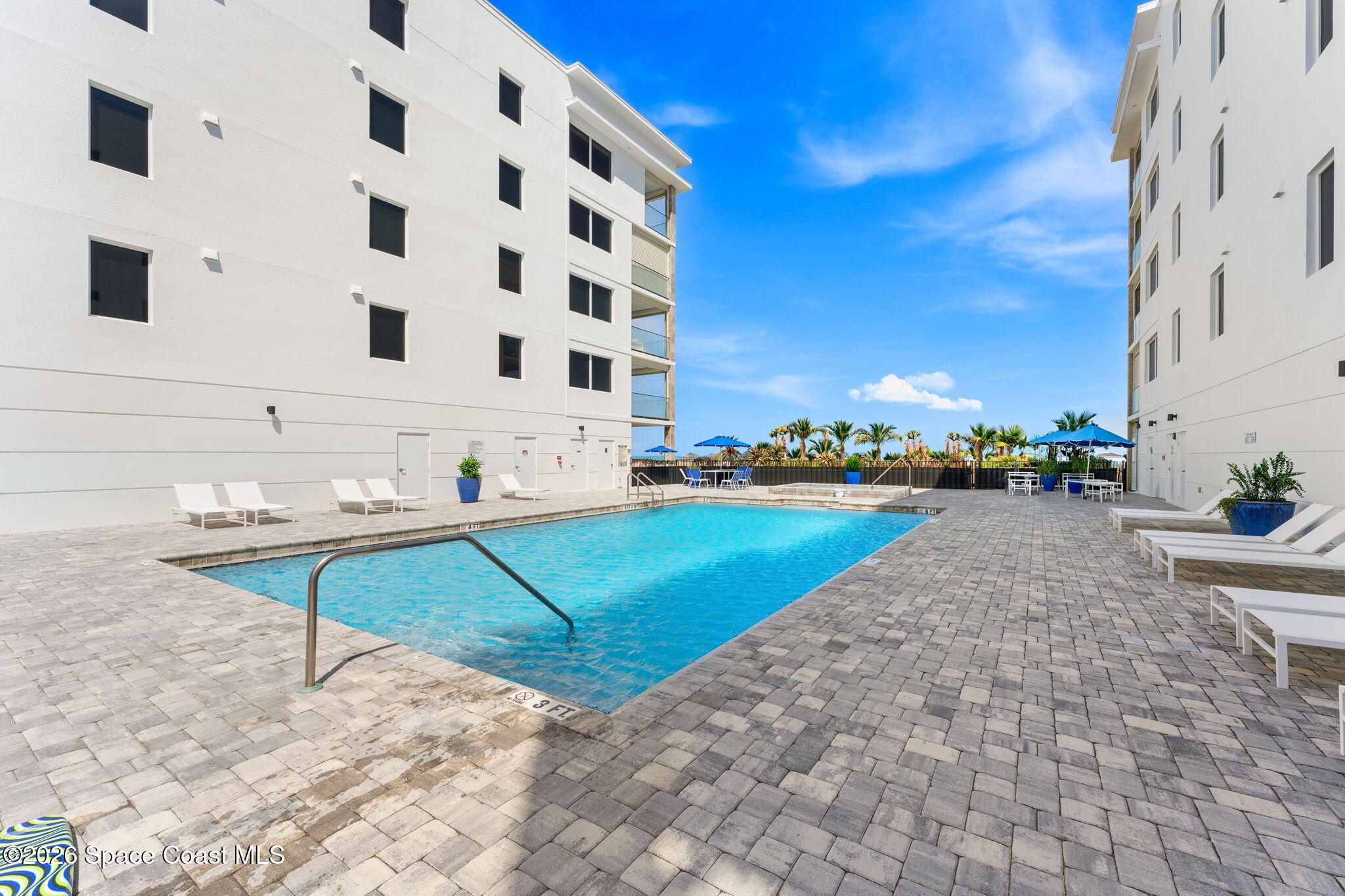 2745 N Highway A1A 501