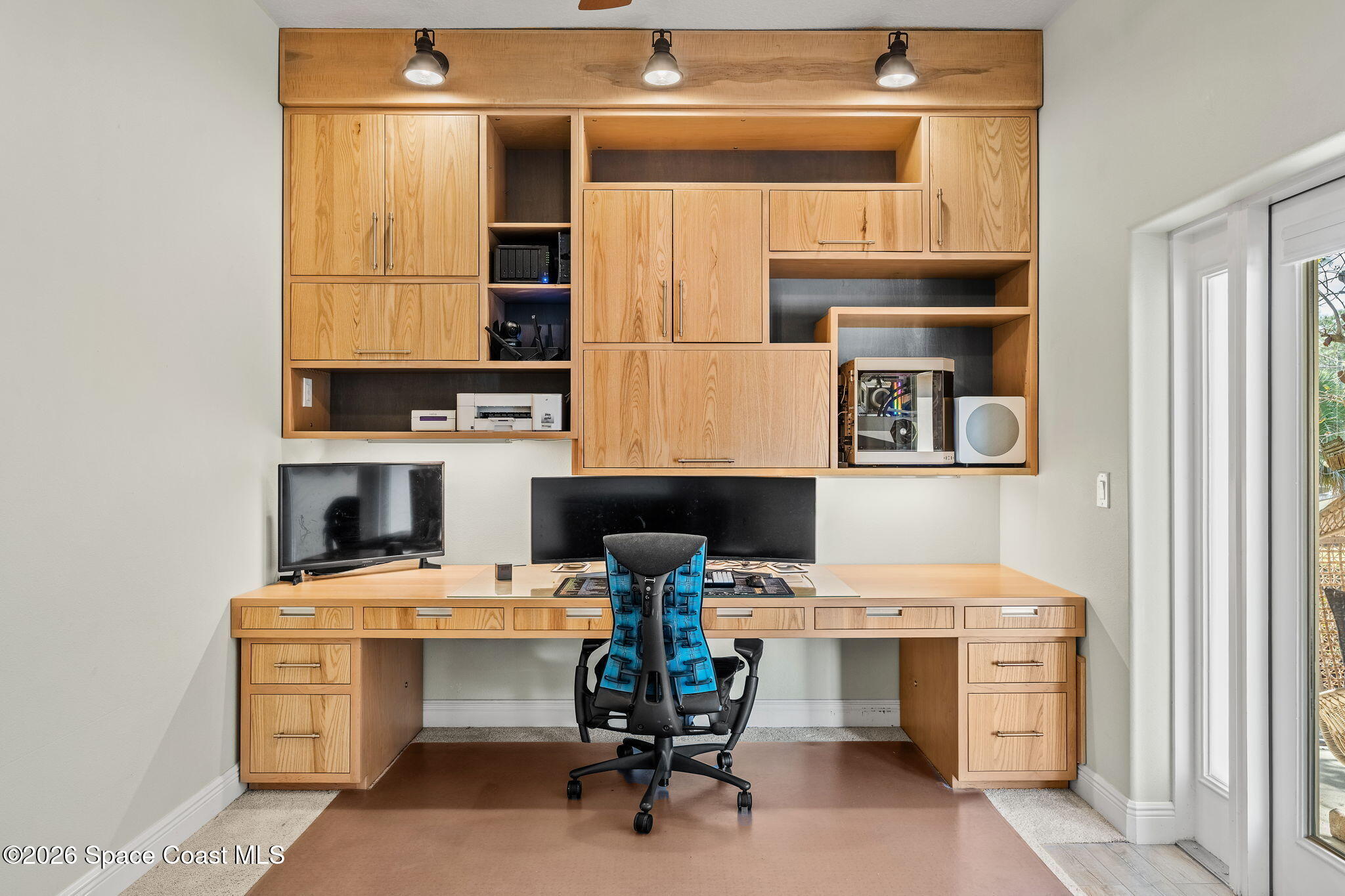 6895 Cottonwood Drive