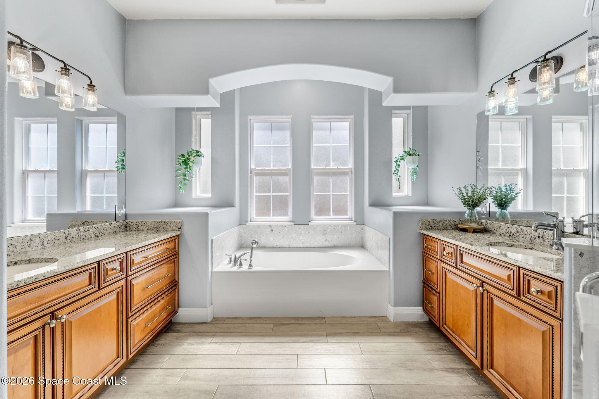 6895 Cottonwood Drive