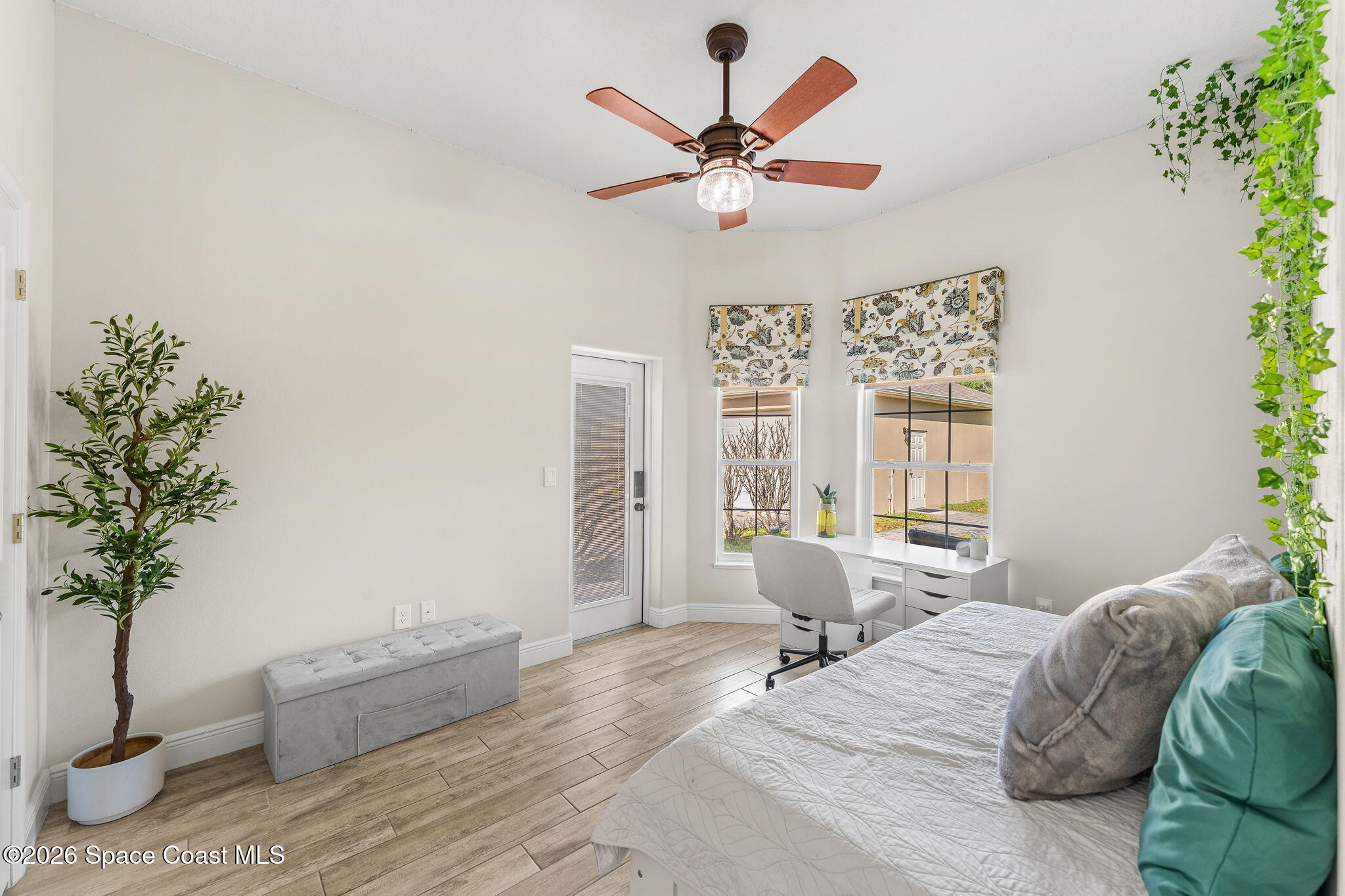 6895 Cottonwood Drive