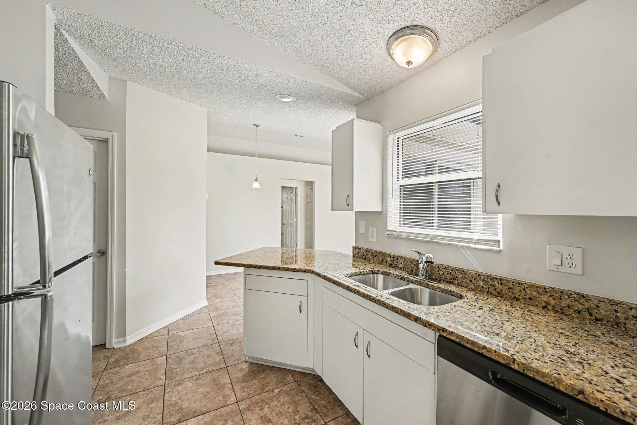 1421 Emerson Drive NE