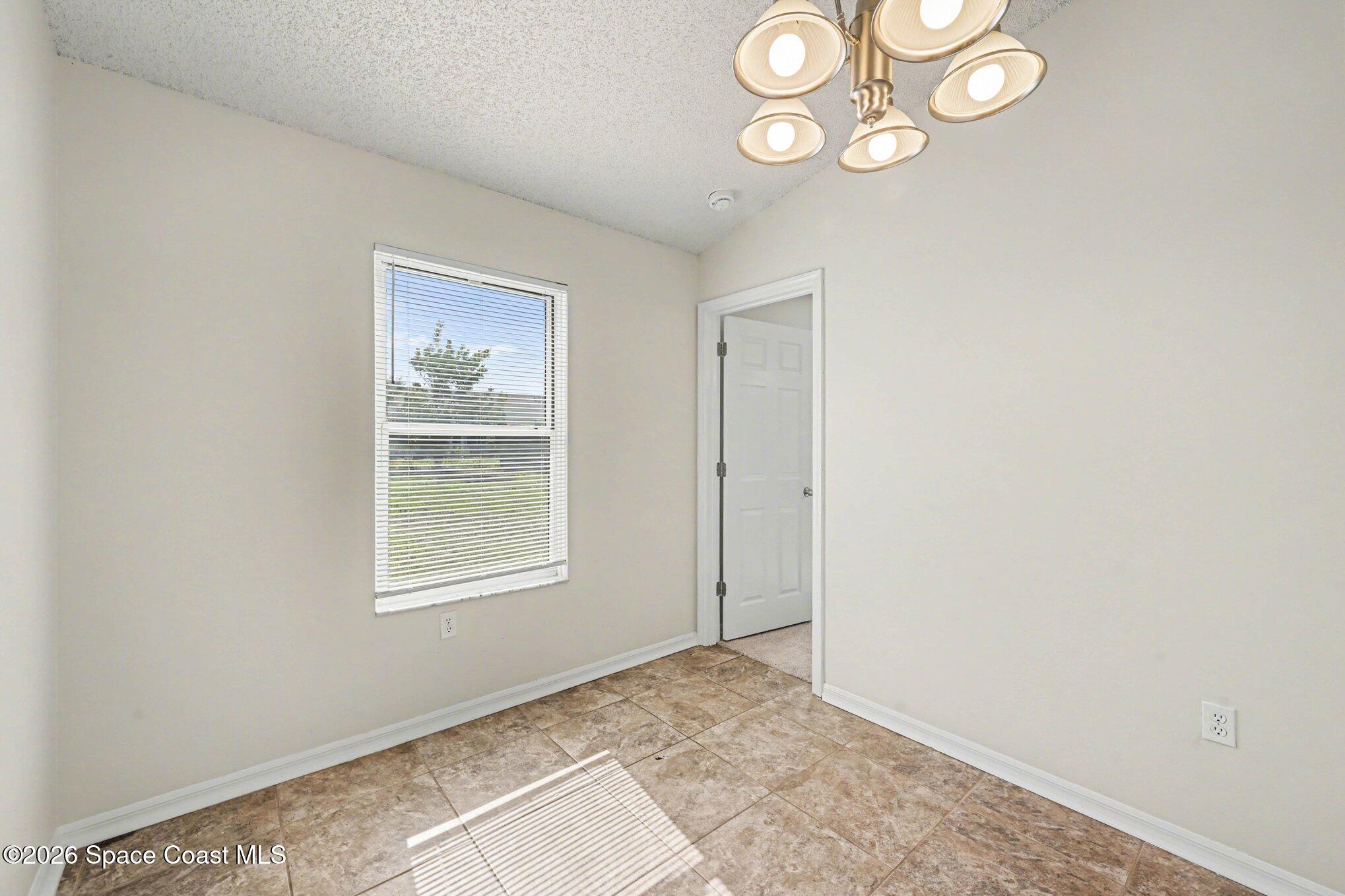 1421 Emerson Drive NE