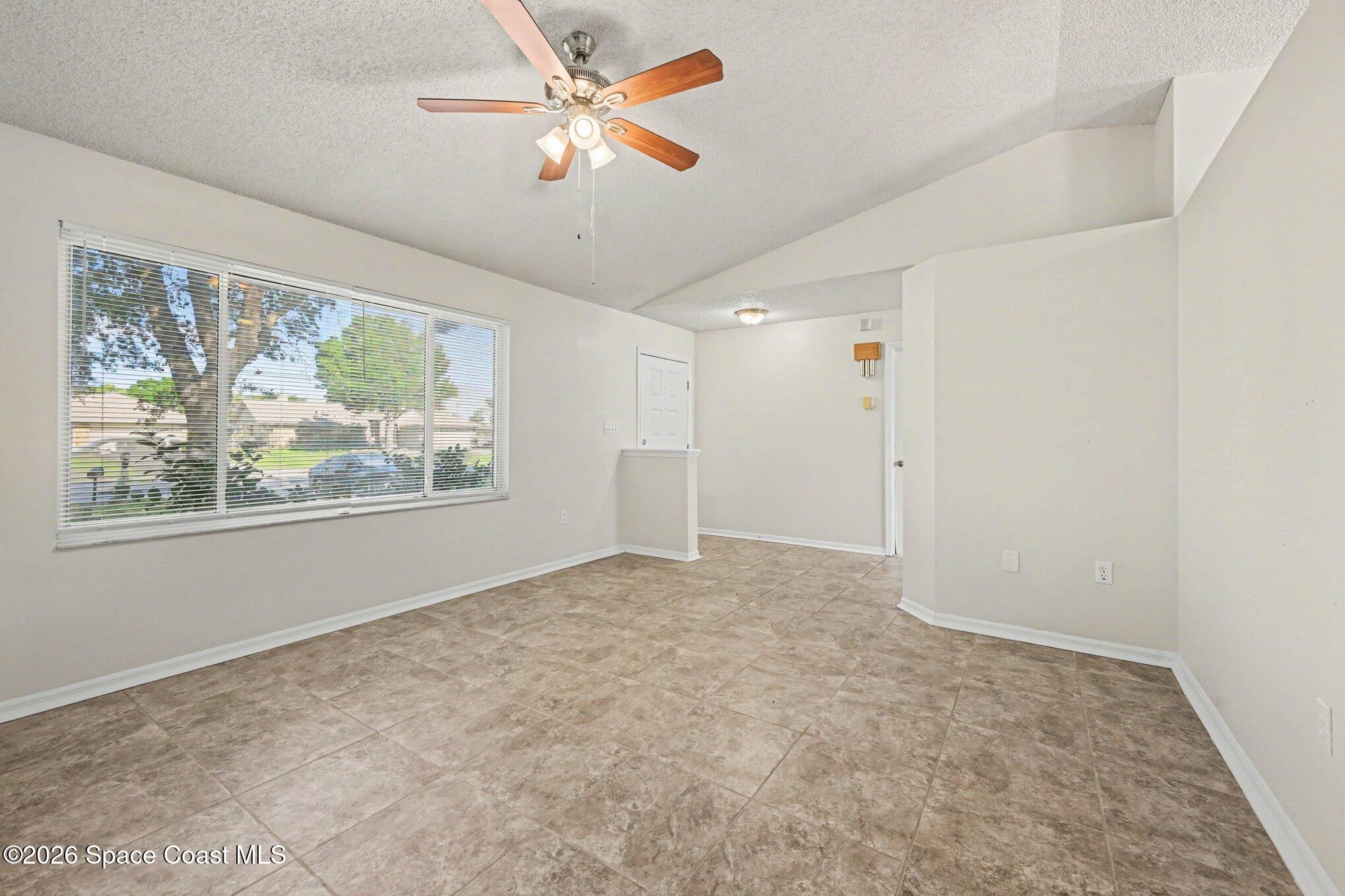 1421 Emerson Drive NE