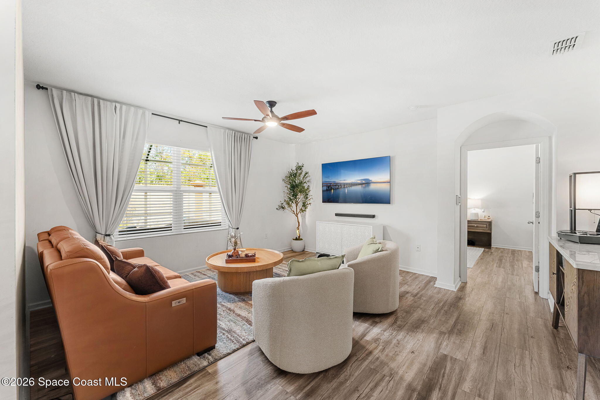 202 Alamere Drive SW