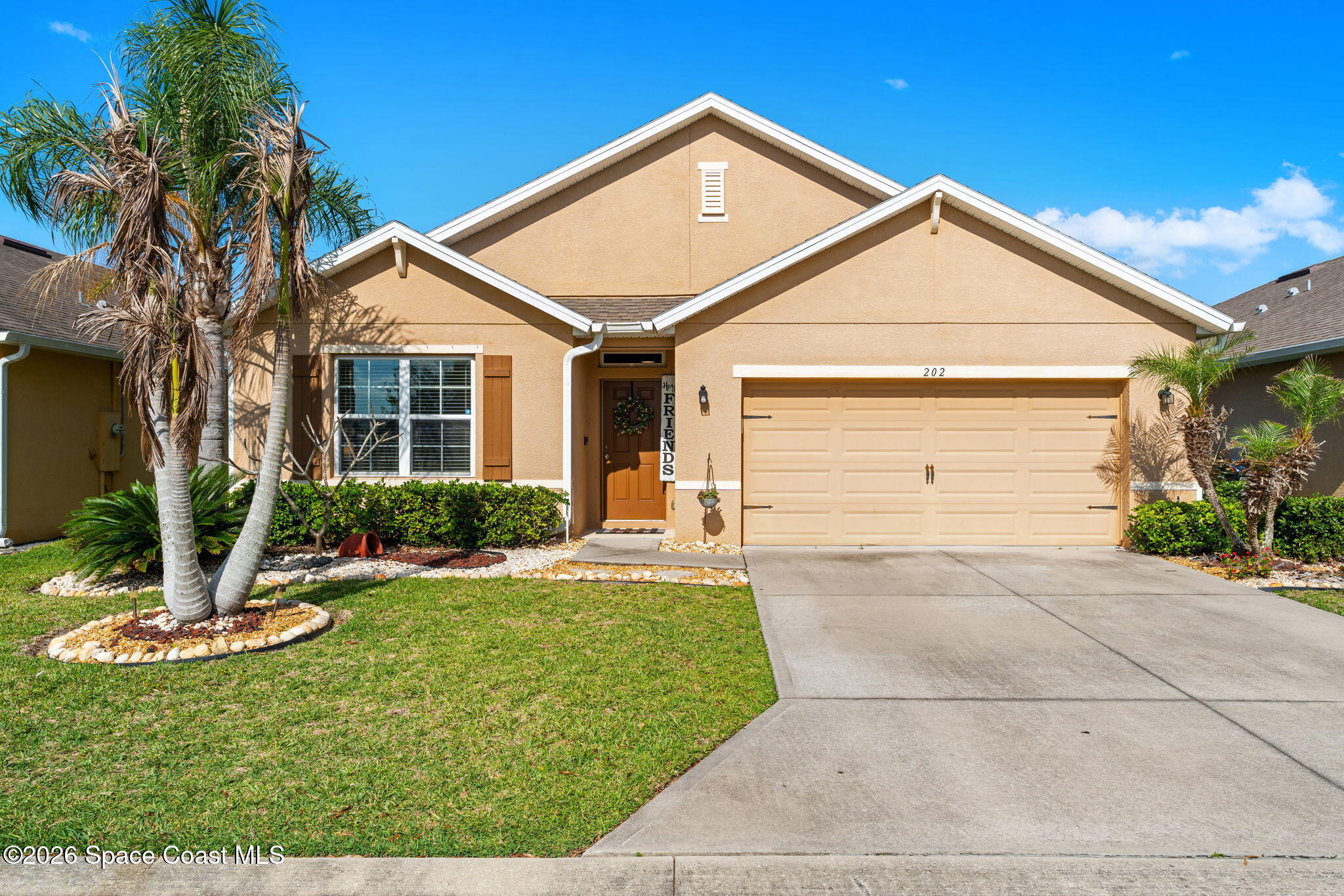 202 Alamere Drive SW