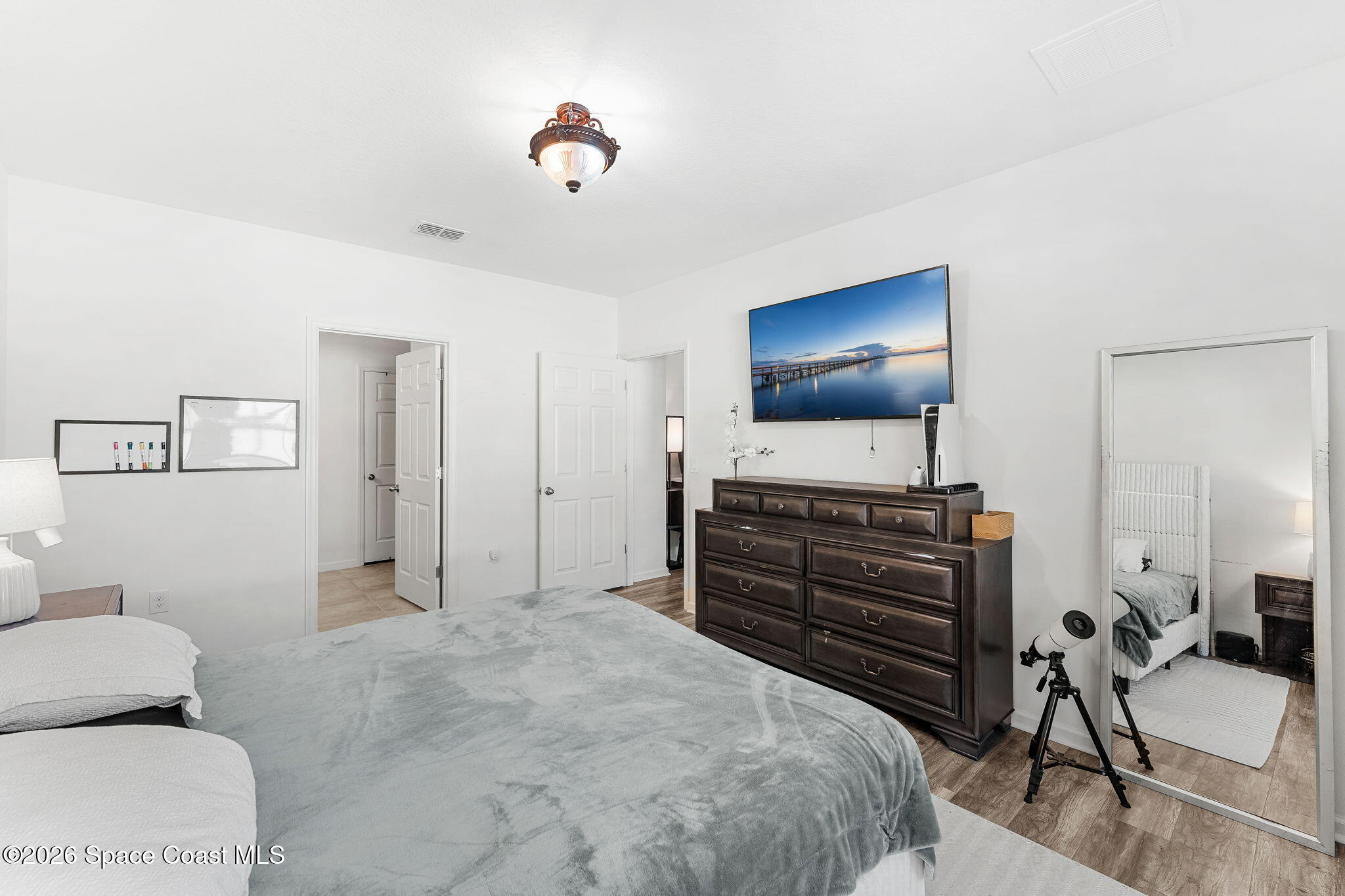 202 Alamere Drive SW