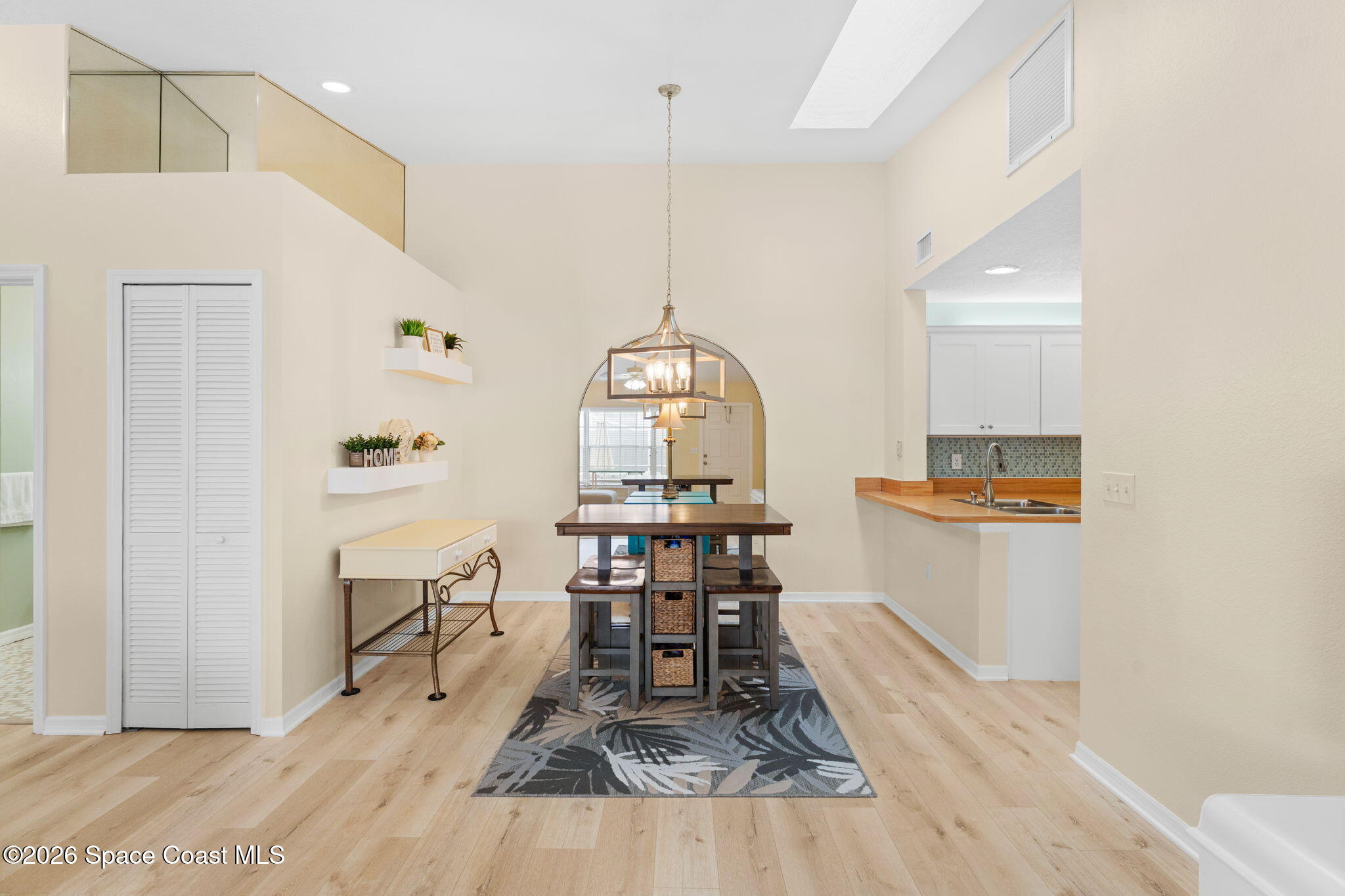 1950 Quail Ridge Court 1001