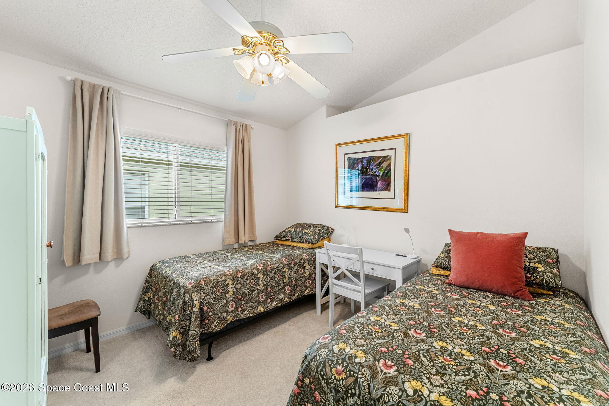 1070 Indian Oaks Drive