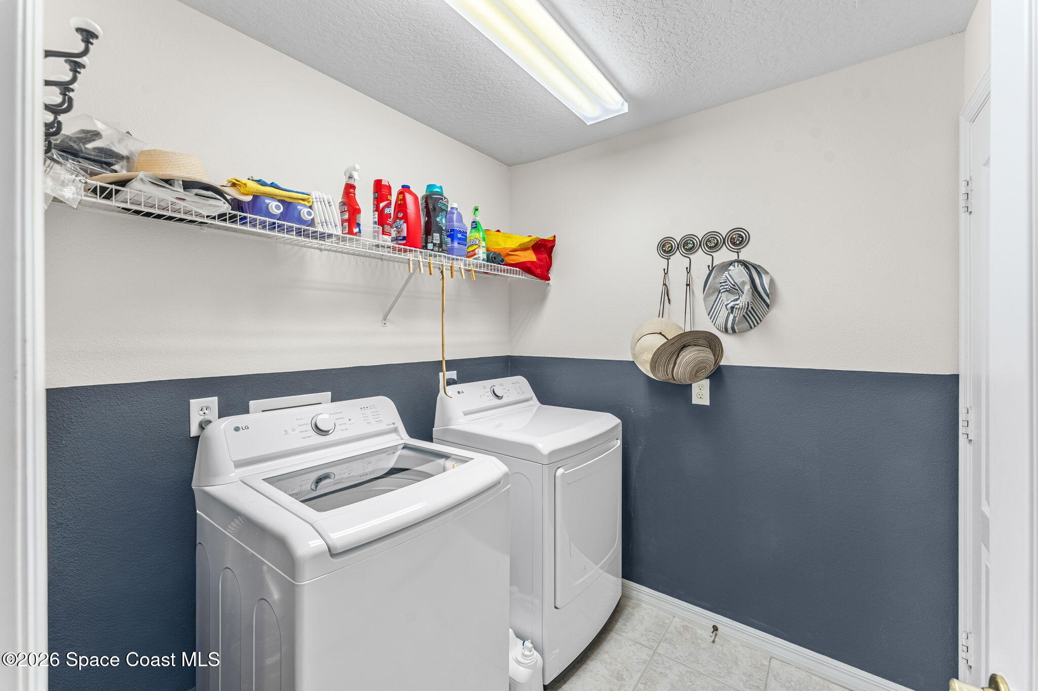 1070 Indian Oaks Drive