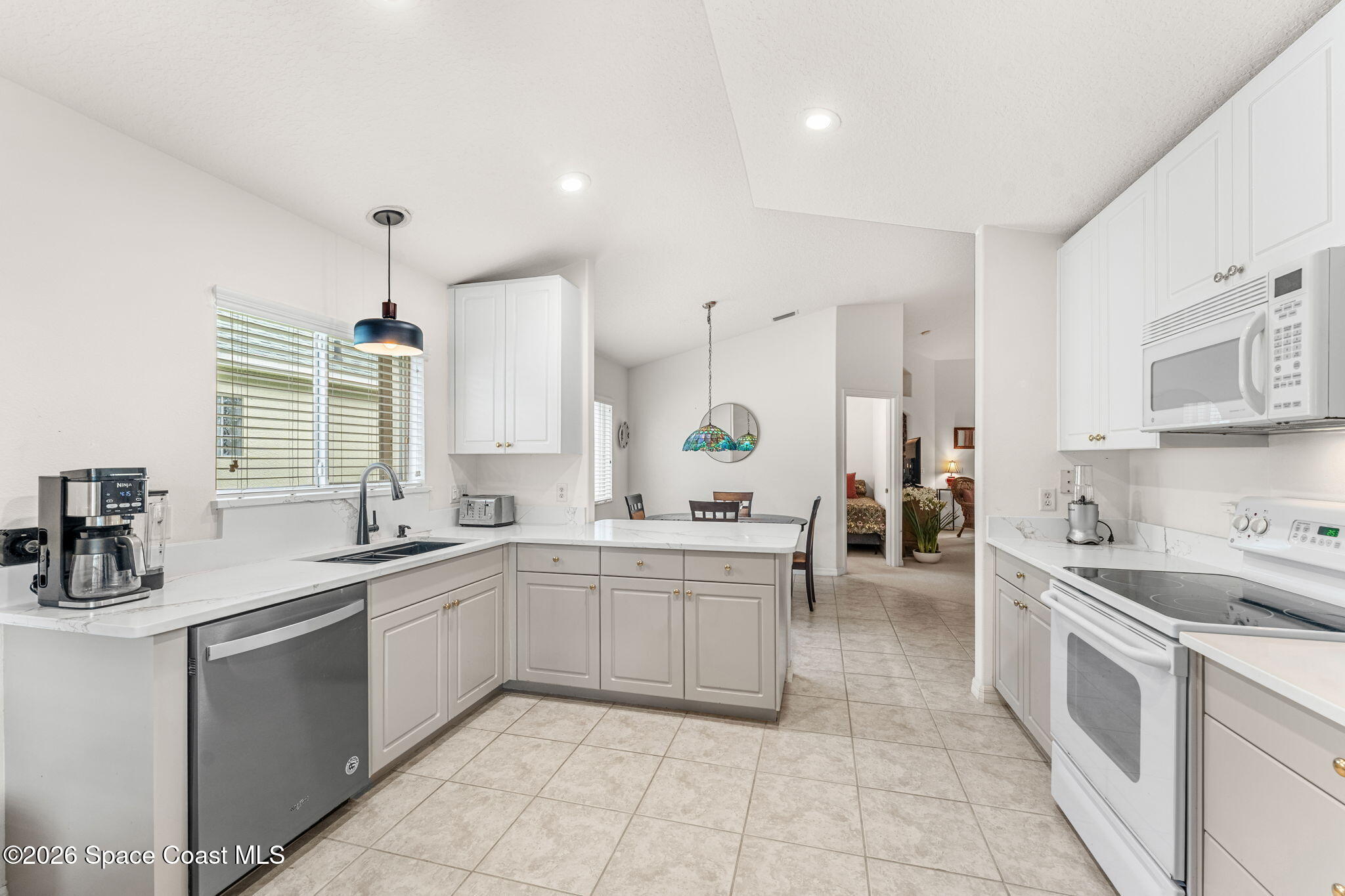 1070 Indian Oaks Drive