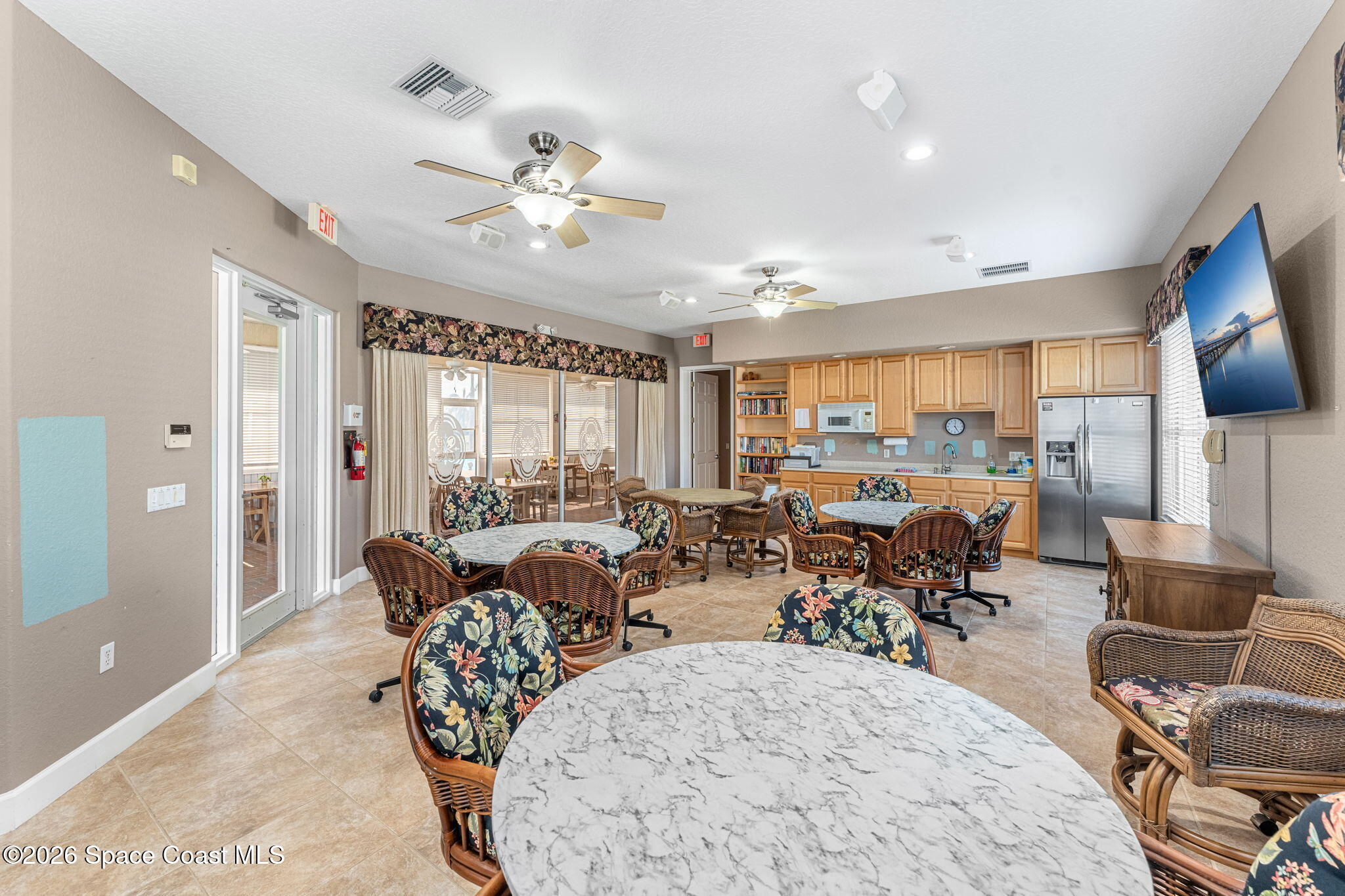 1070 Indian Oaks Drive