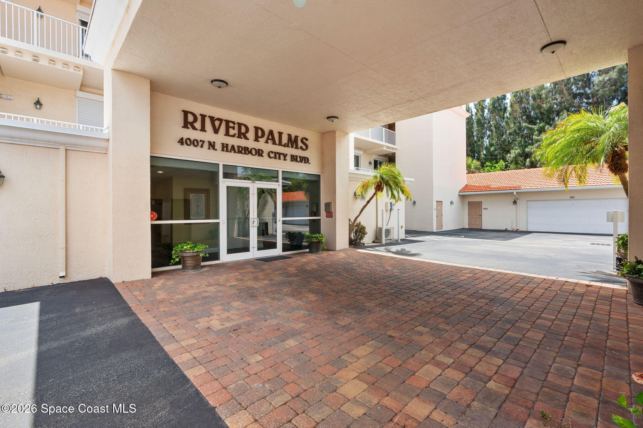 4007 N Harbor City Boulevard 205