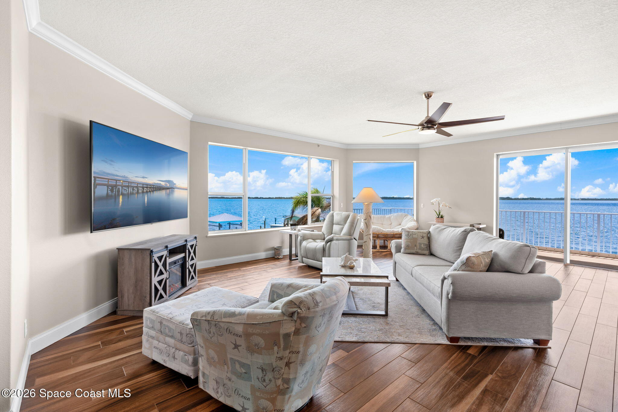 4007 N Harbor City Boulevard 205