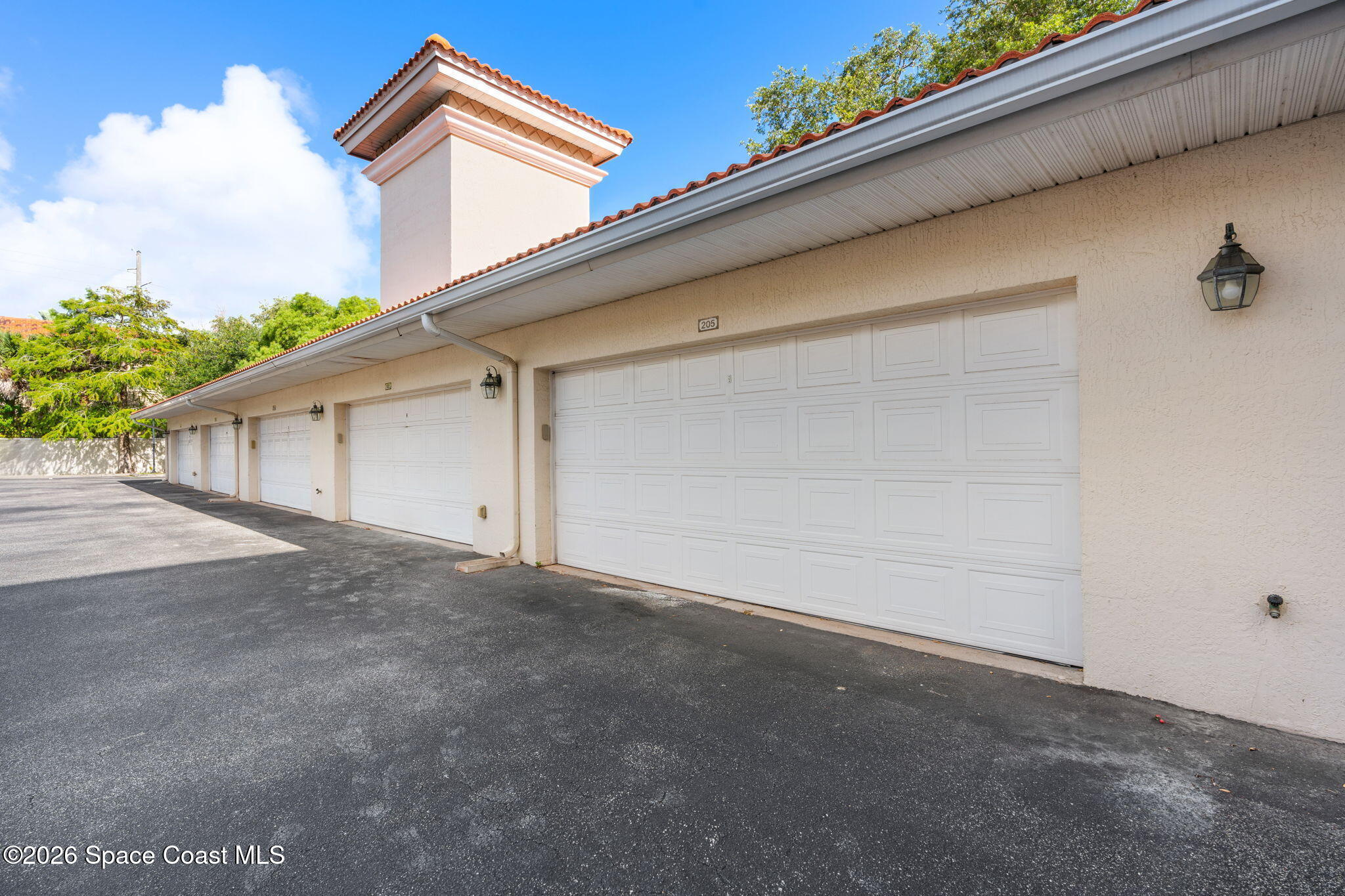 4007 N Harbor City Boulevard 205