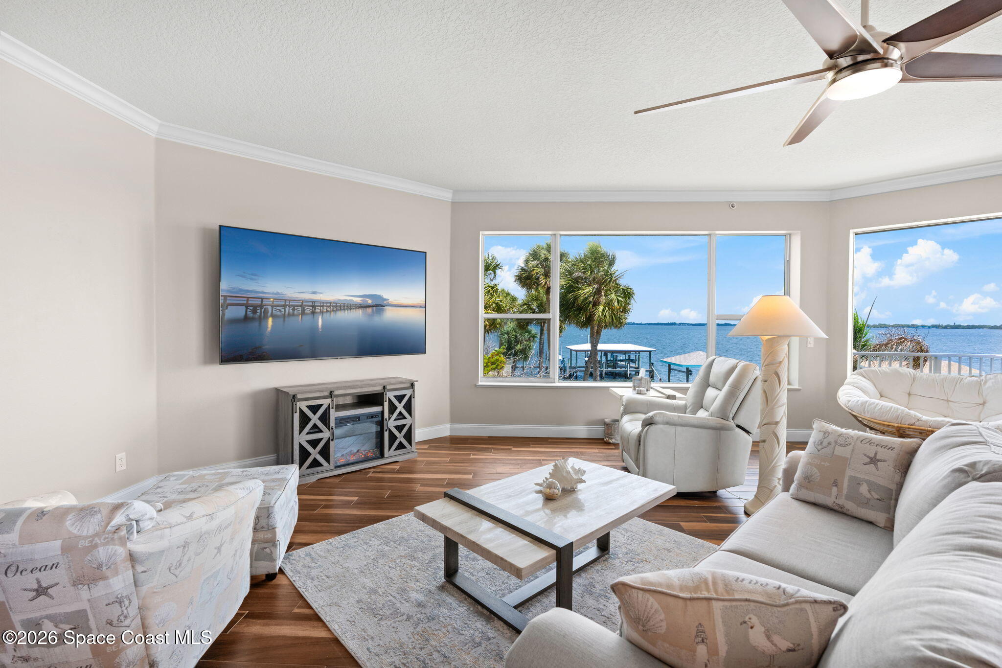 4007 N Harbor City Boulevard 205