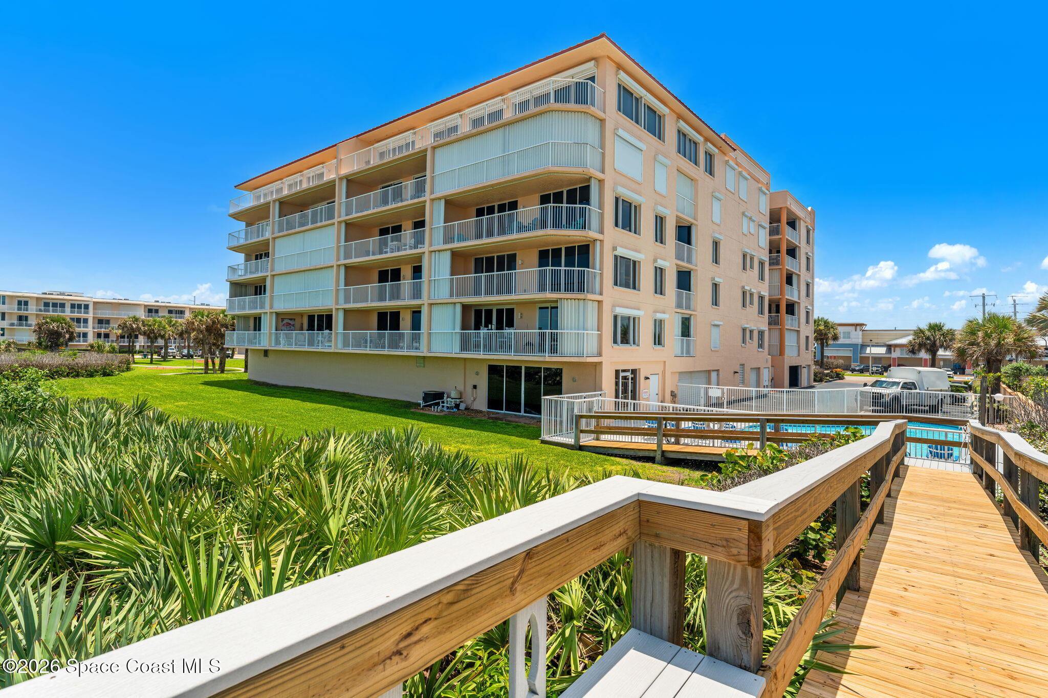 735 N Highway A1a 505
