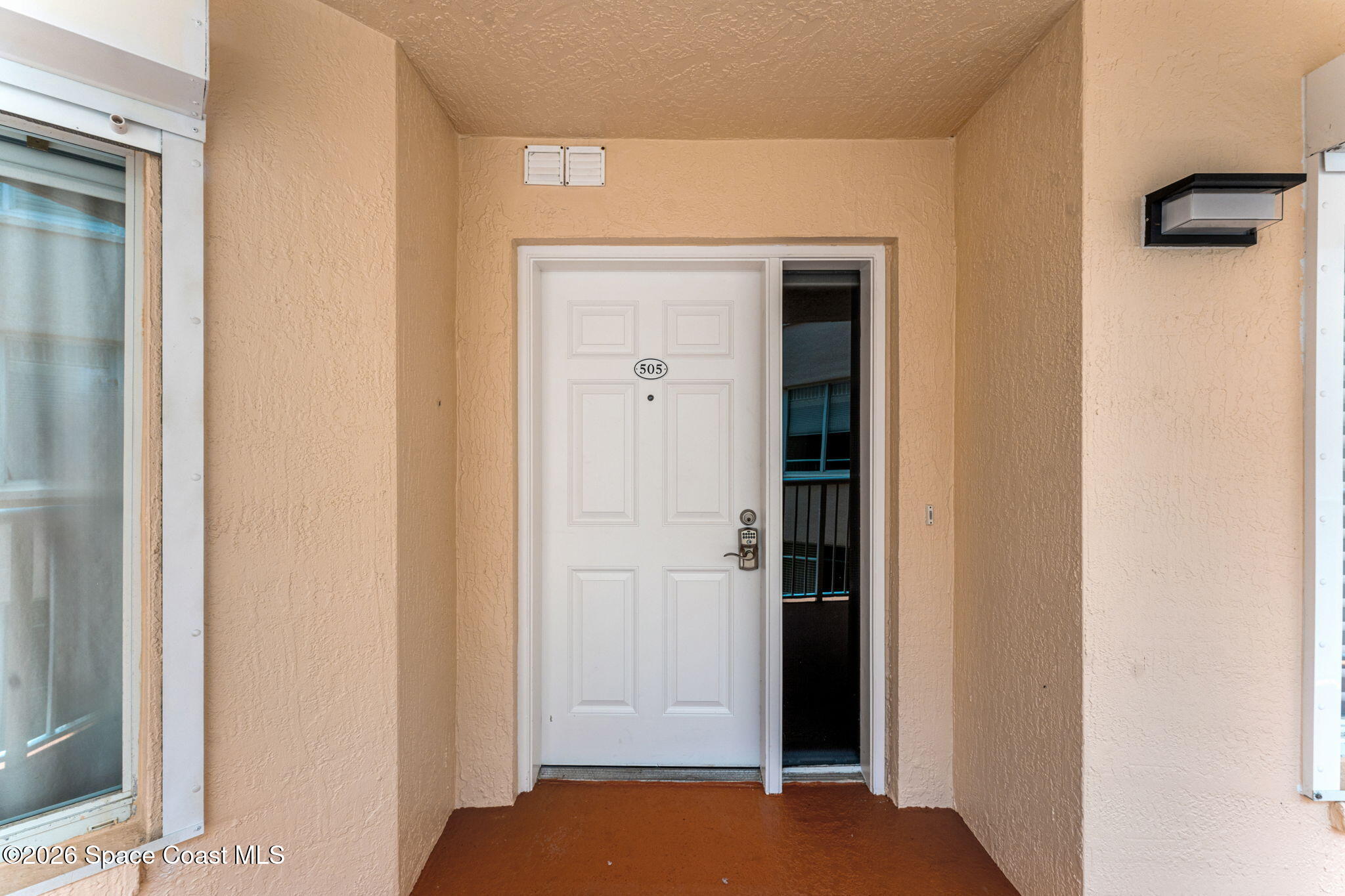 735 N Highway A1a 505