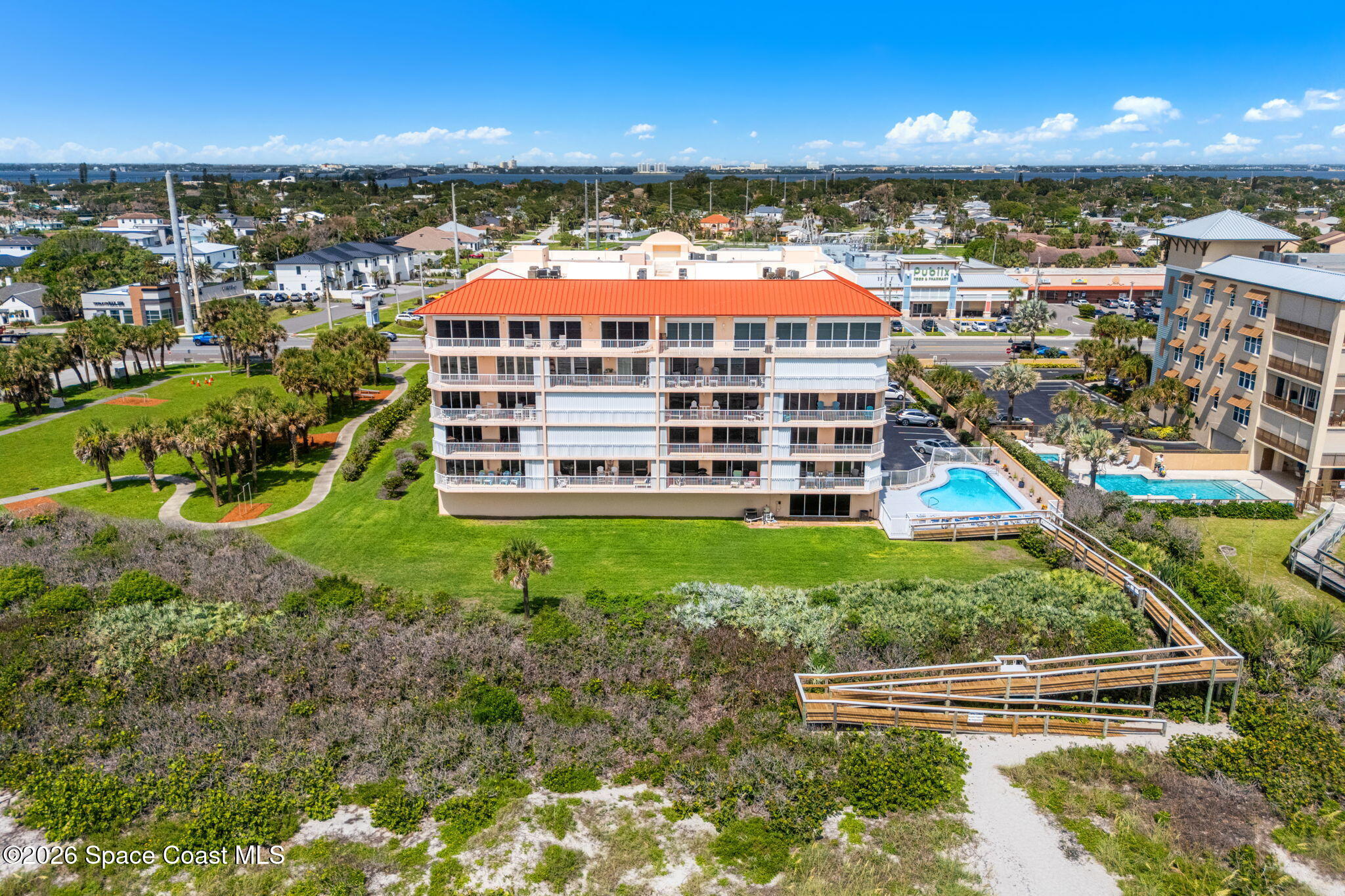 735 N Highway A1a 505