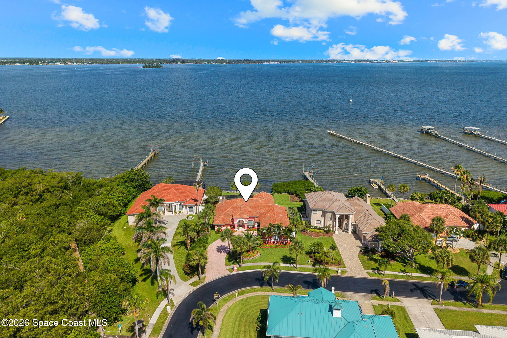 327 Island Drive