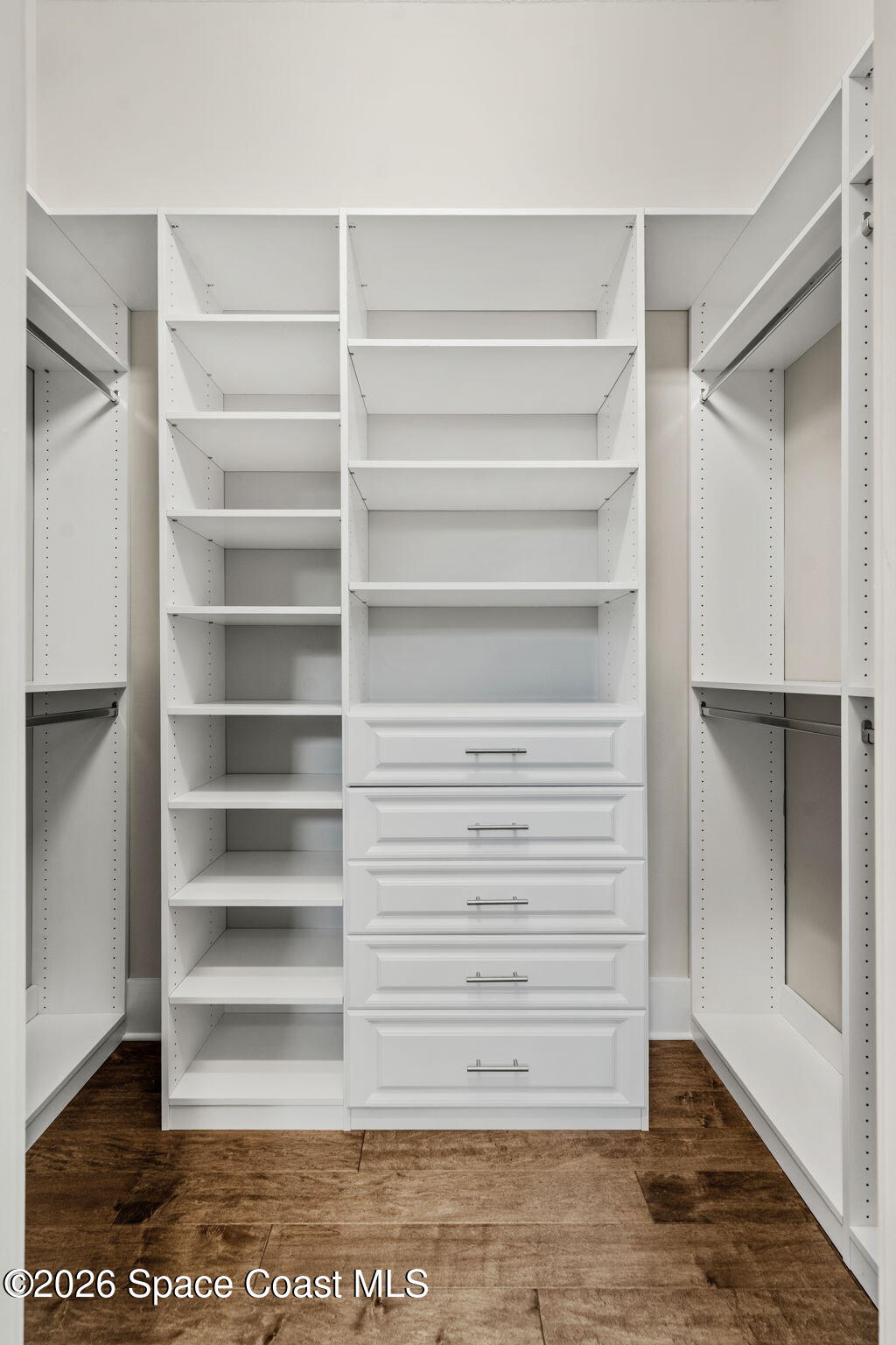 4686 Tea Tree Court